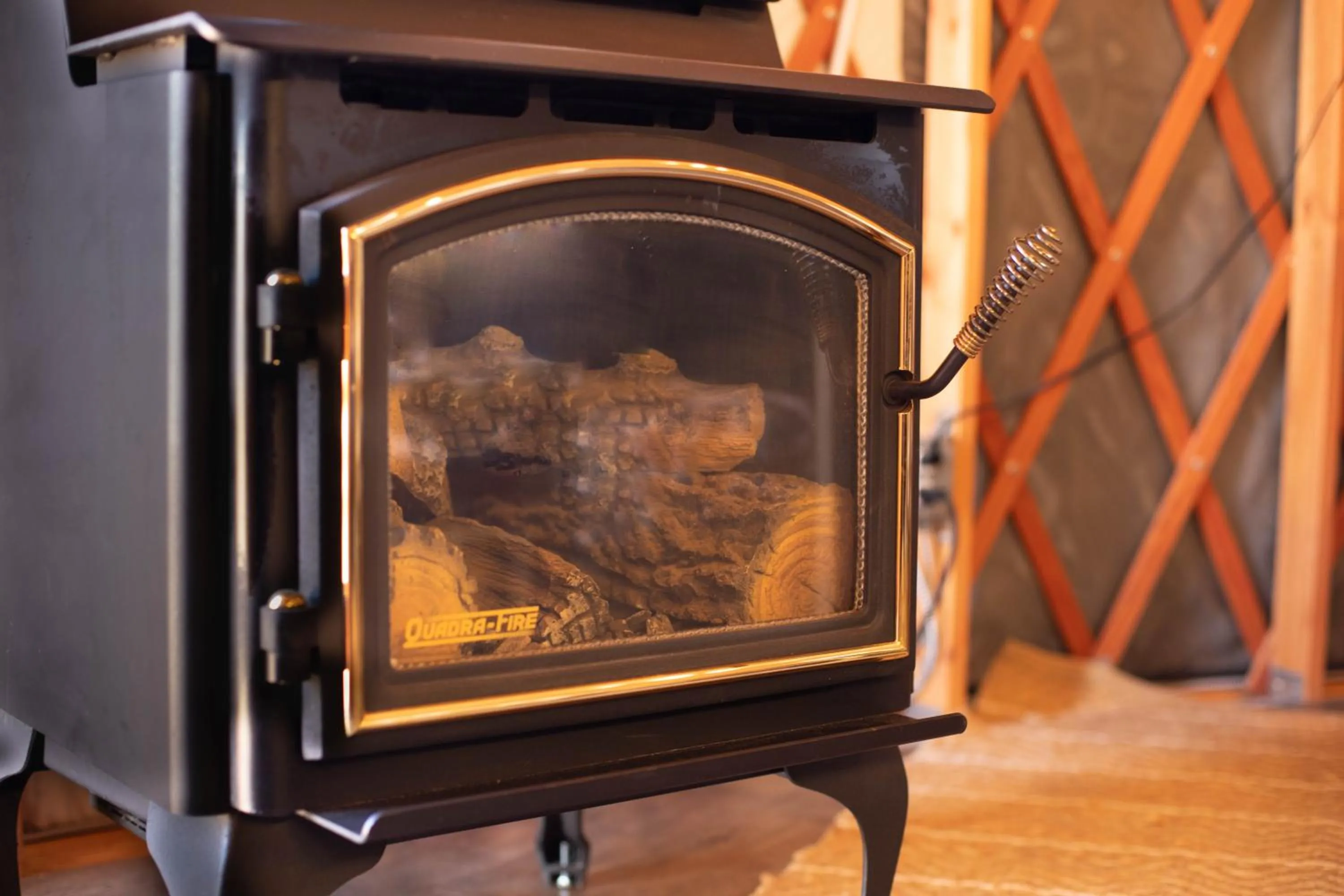 BBQ facilities in Escalante Yurts - Luxury Lodging