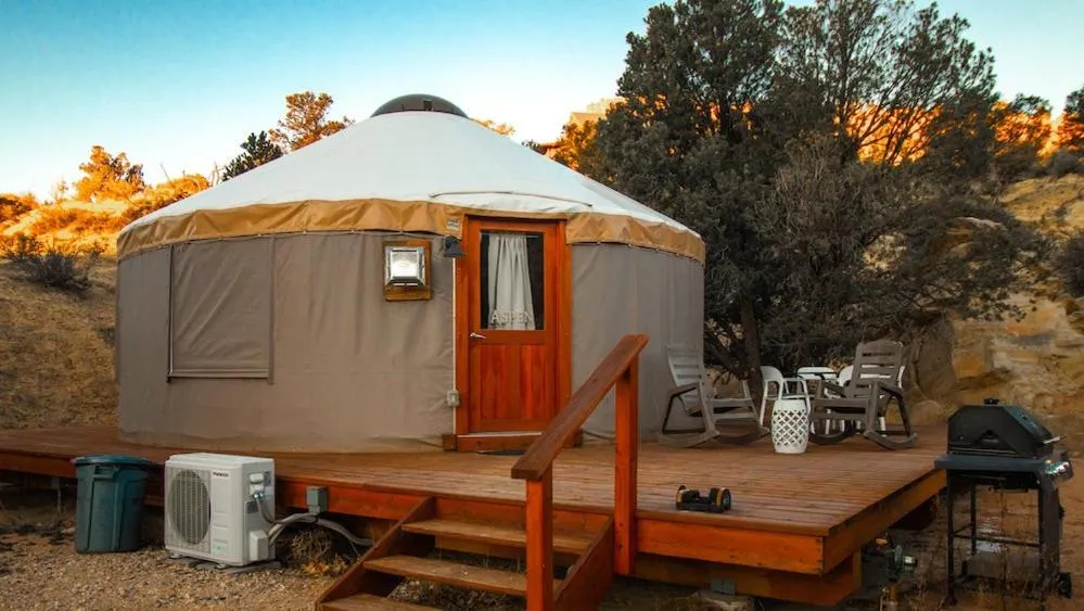 Property building in Escalante Yurts - Luxury Lodging