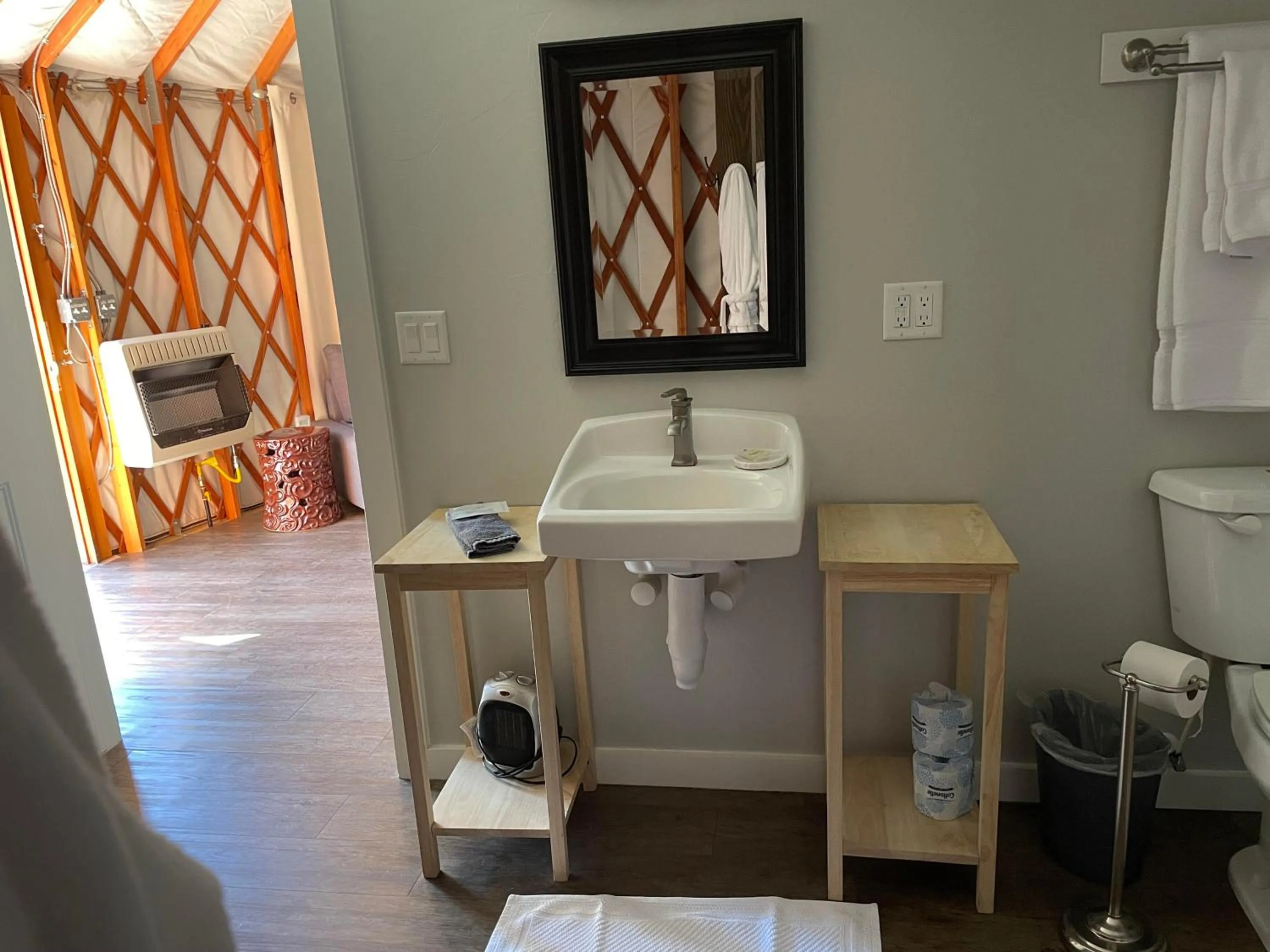 Bathroom in Escalante Yurts - Luxury Lodging