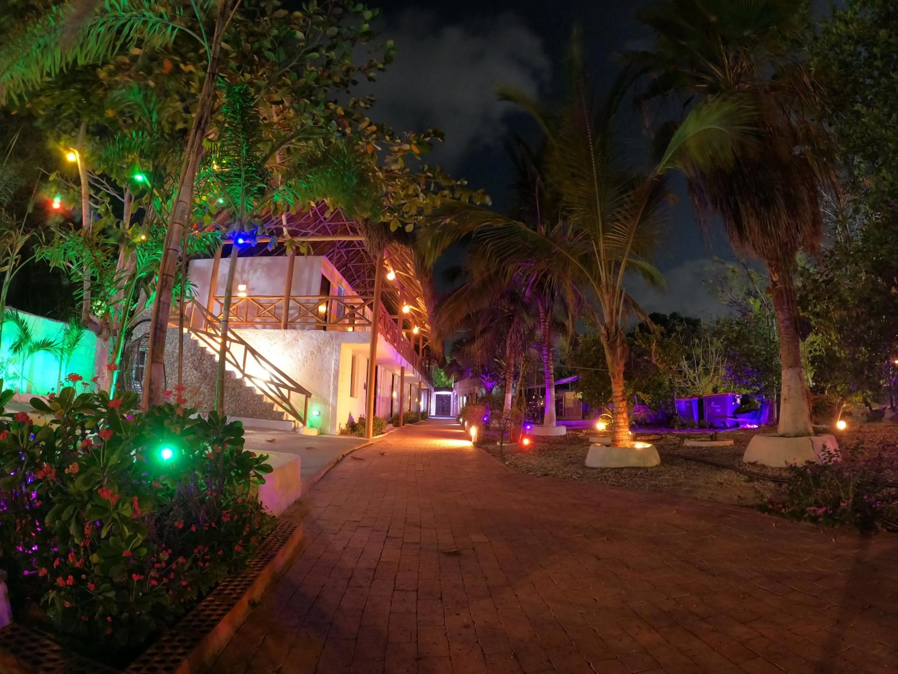 Property building in Hotel Isla Real