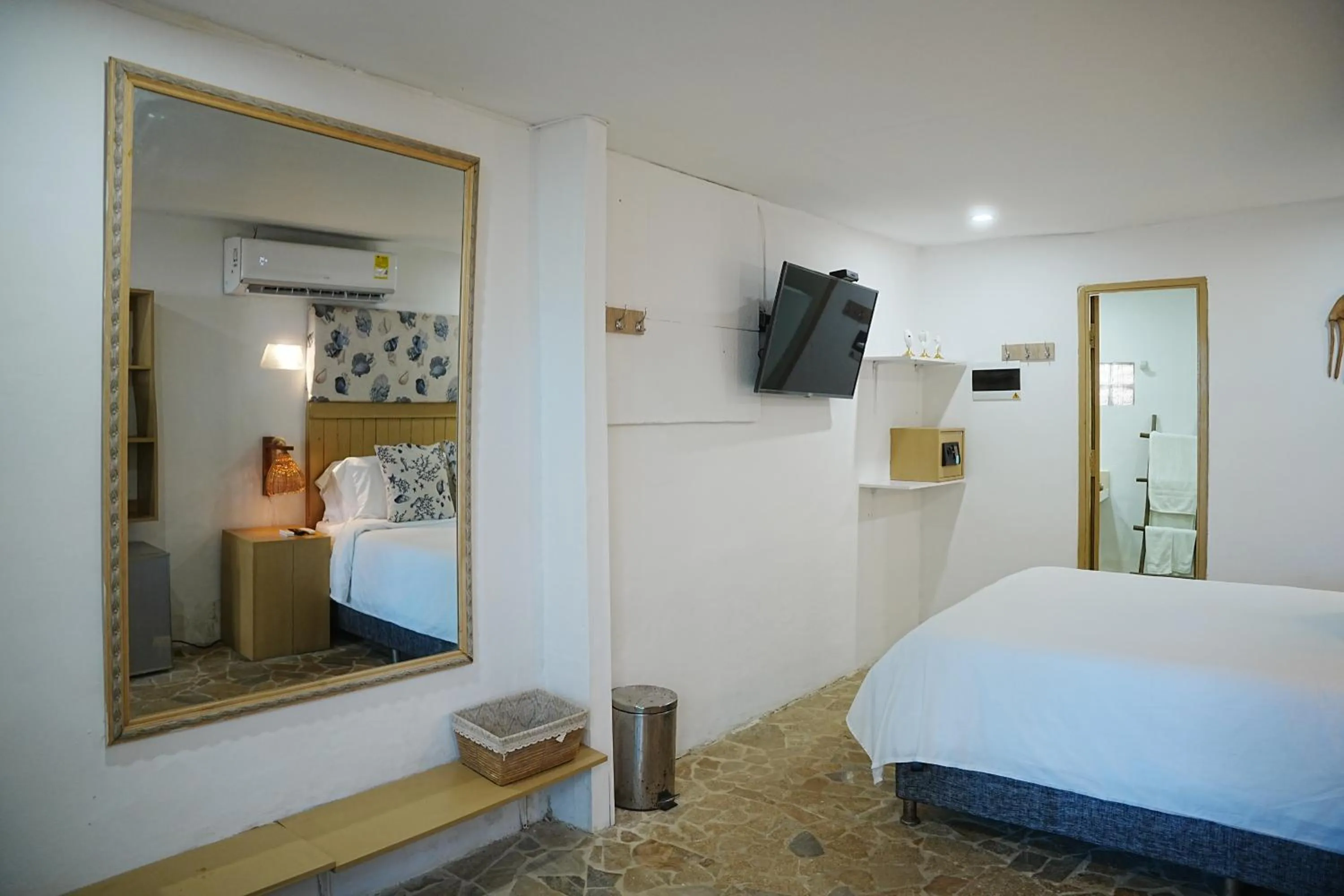 Photo of the whole room, Bed in Hotel Isla Real
