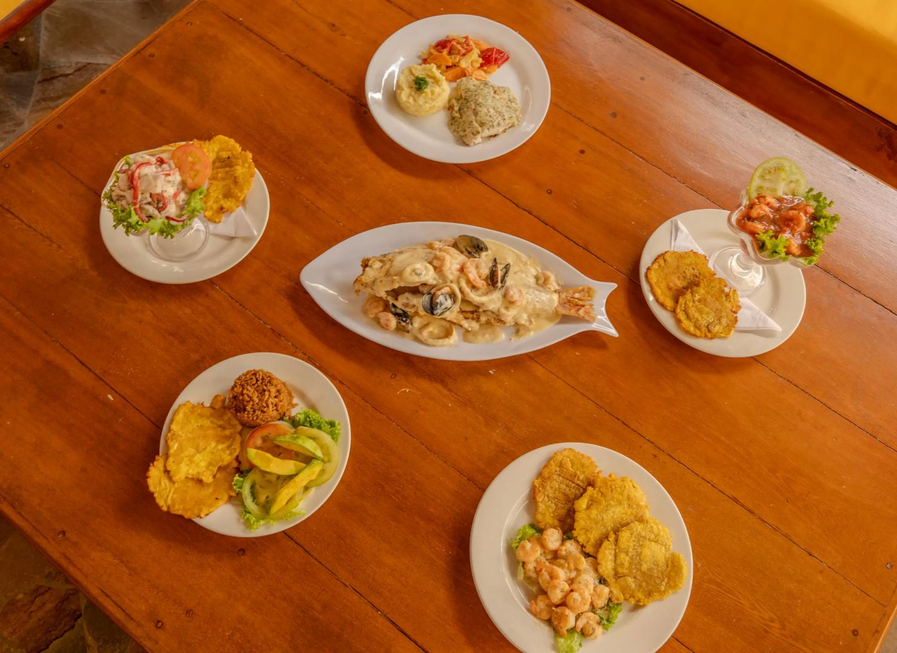 Food and drinks in Hotel Isla Real