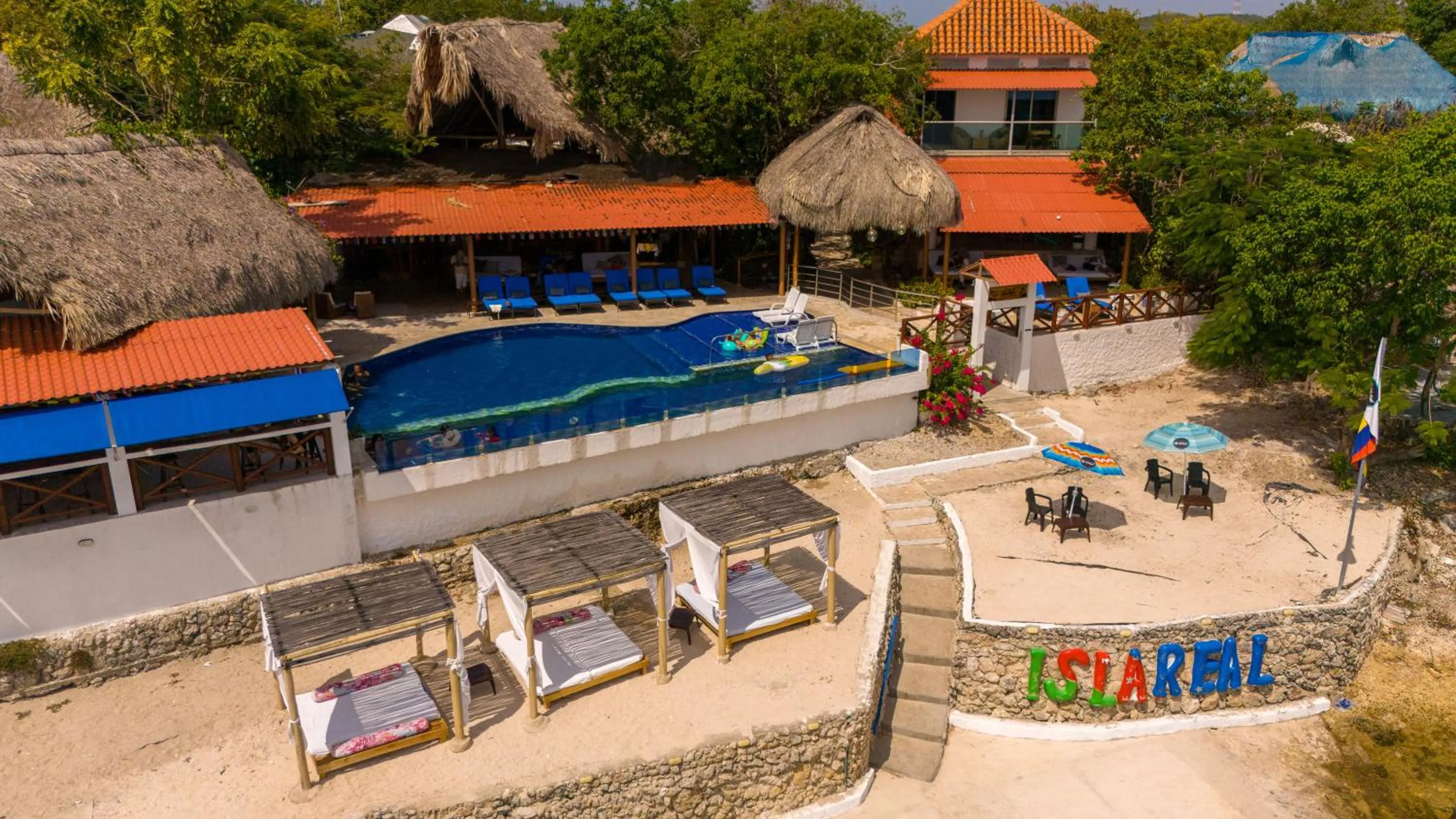 Facade/entrance in Hotel Isla Real