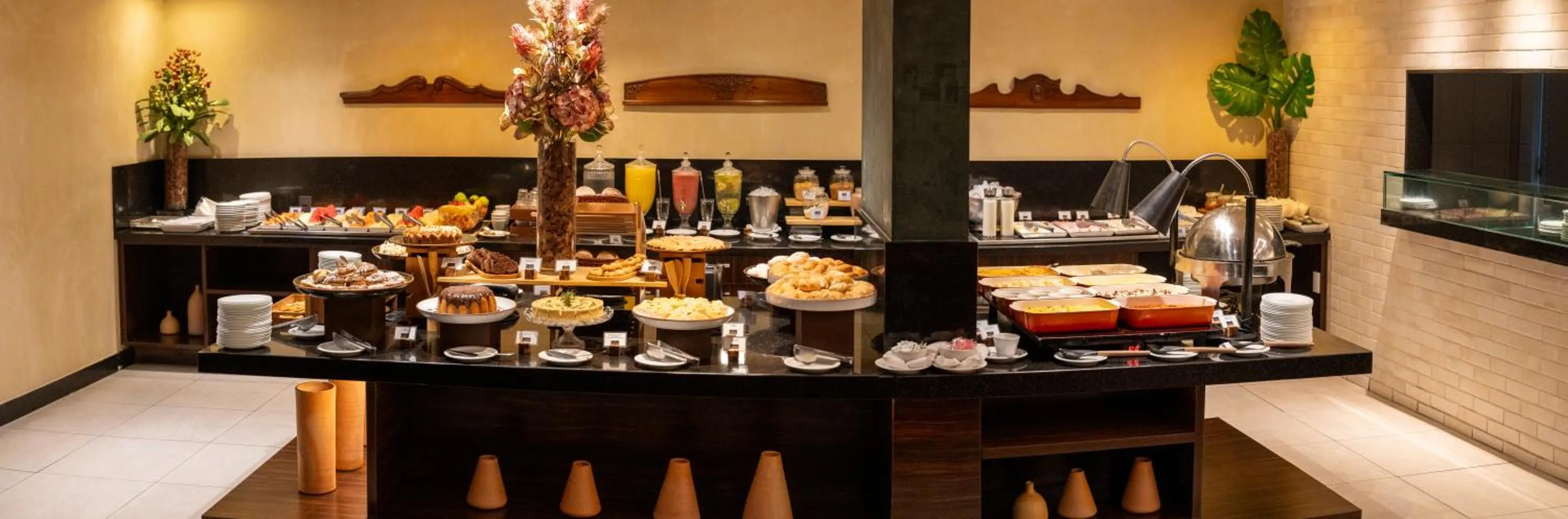 Buffet breakfast in Hotel Luzeiros Recife