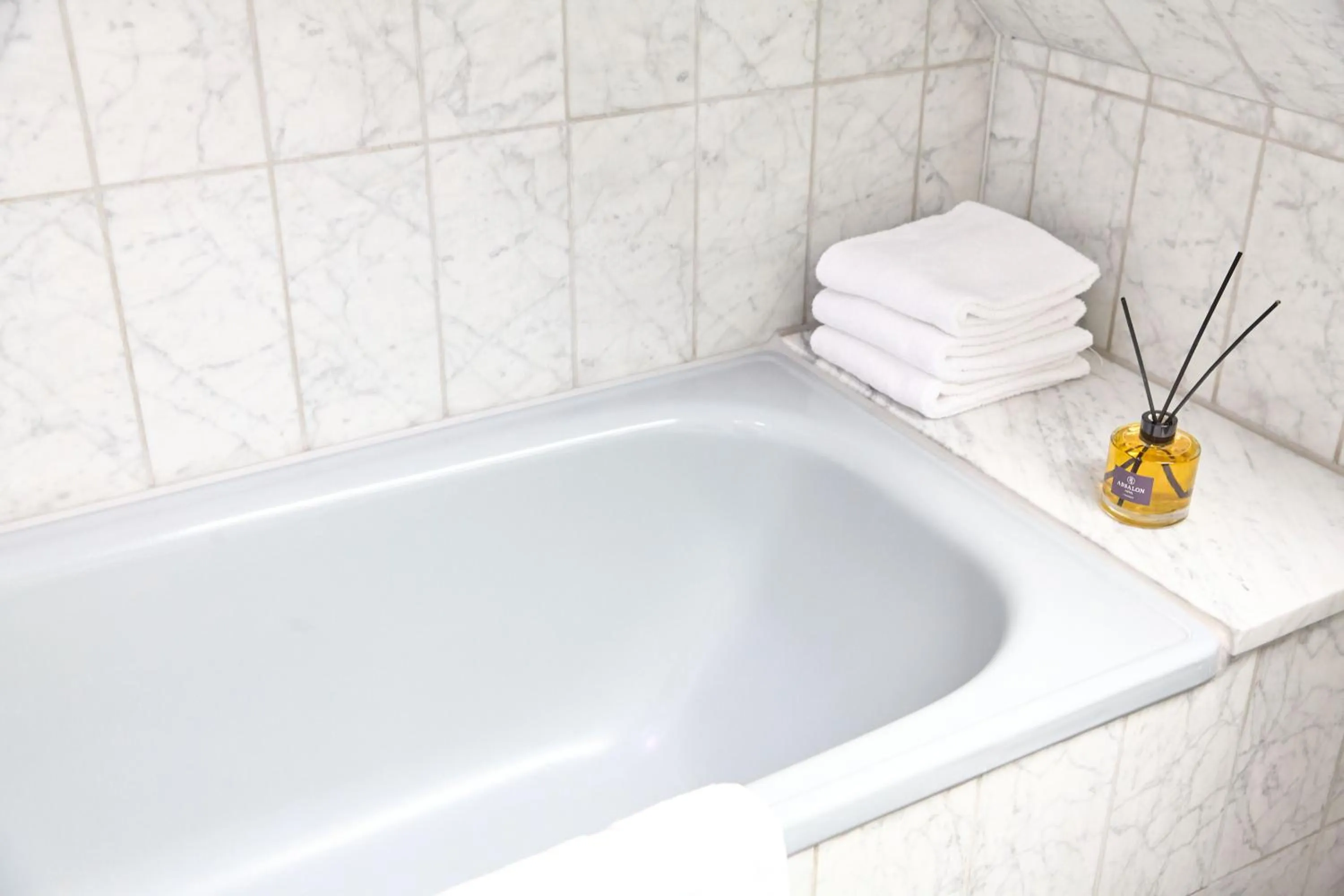 Bath in Absalon Hotel