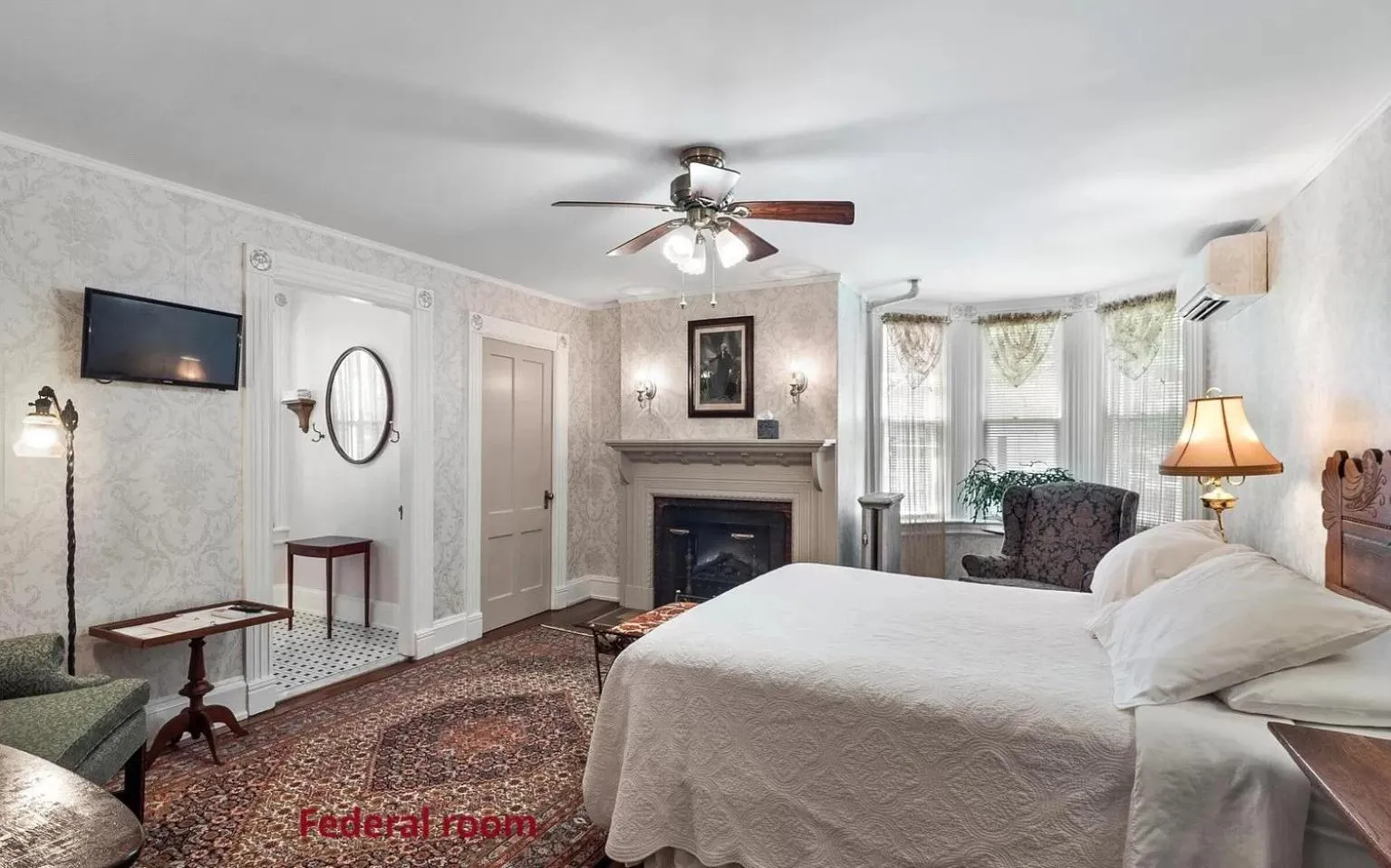 Bedroom, Bed in Wainwright Inn
