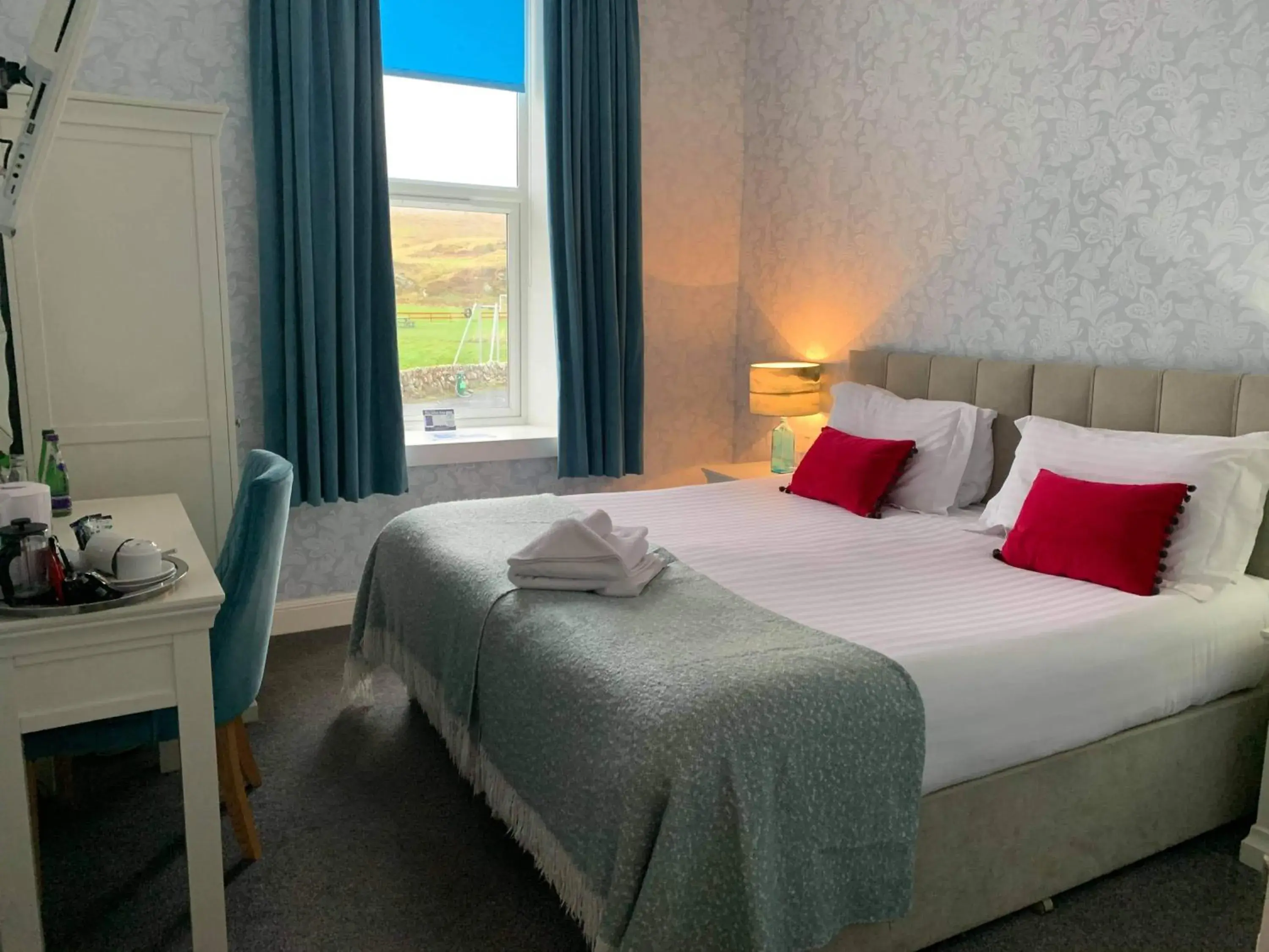 Double or Twin Room with Bathroom in No. 1 Charlotte Street Double or Twin Room with Bathroom in No. 1 Charlotte Street