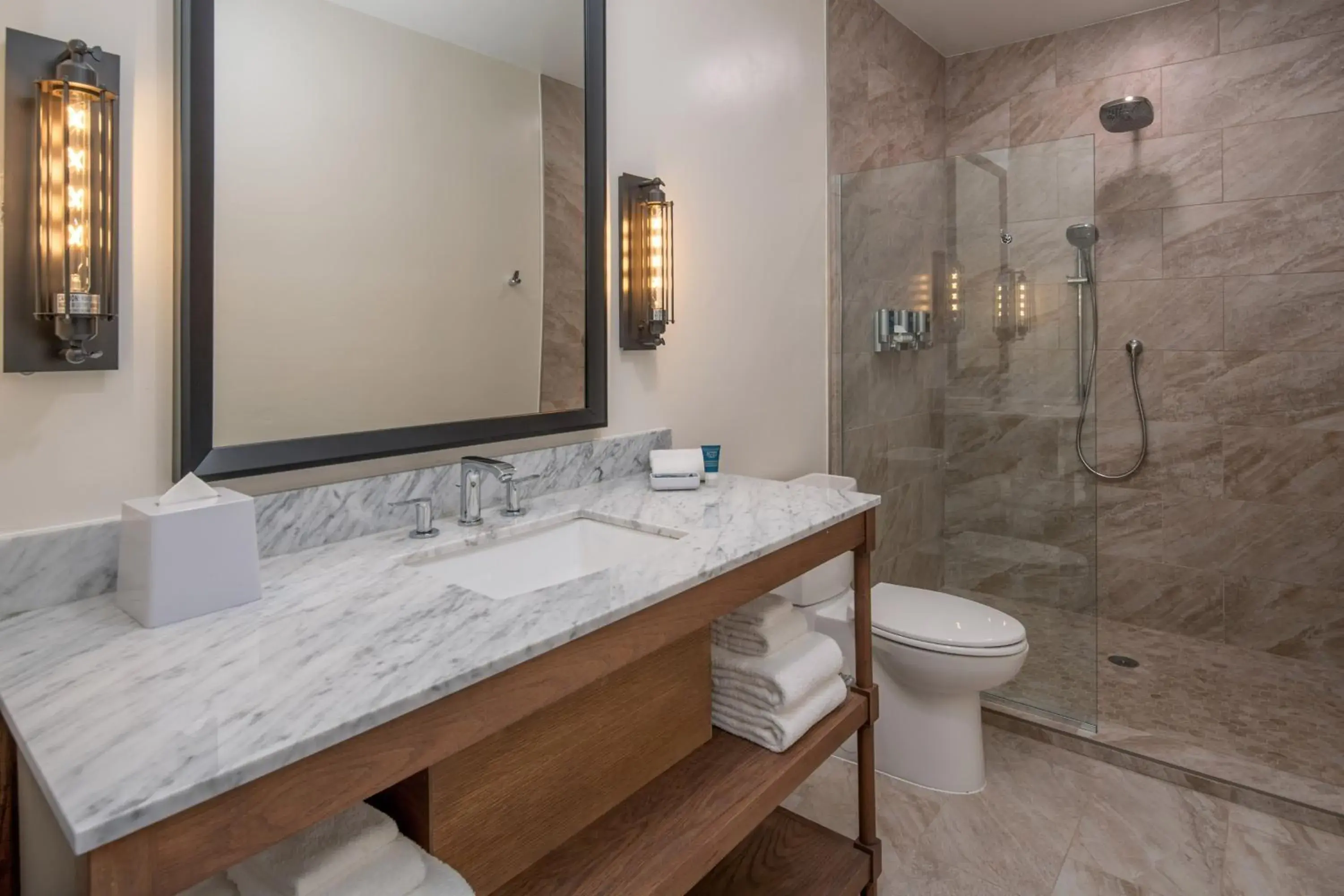 Bathroom in Four Points by Sheraton Santa Cruz Scotts Valley Bathroom in Four Points by Sheraton Santa Cruz Scotts Valley