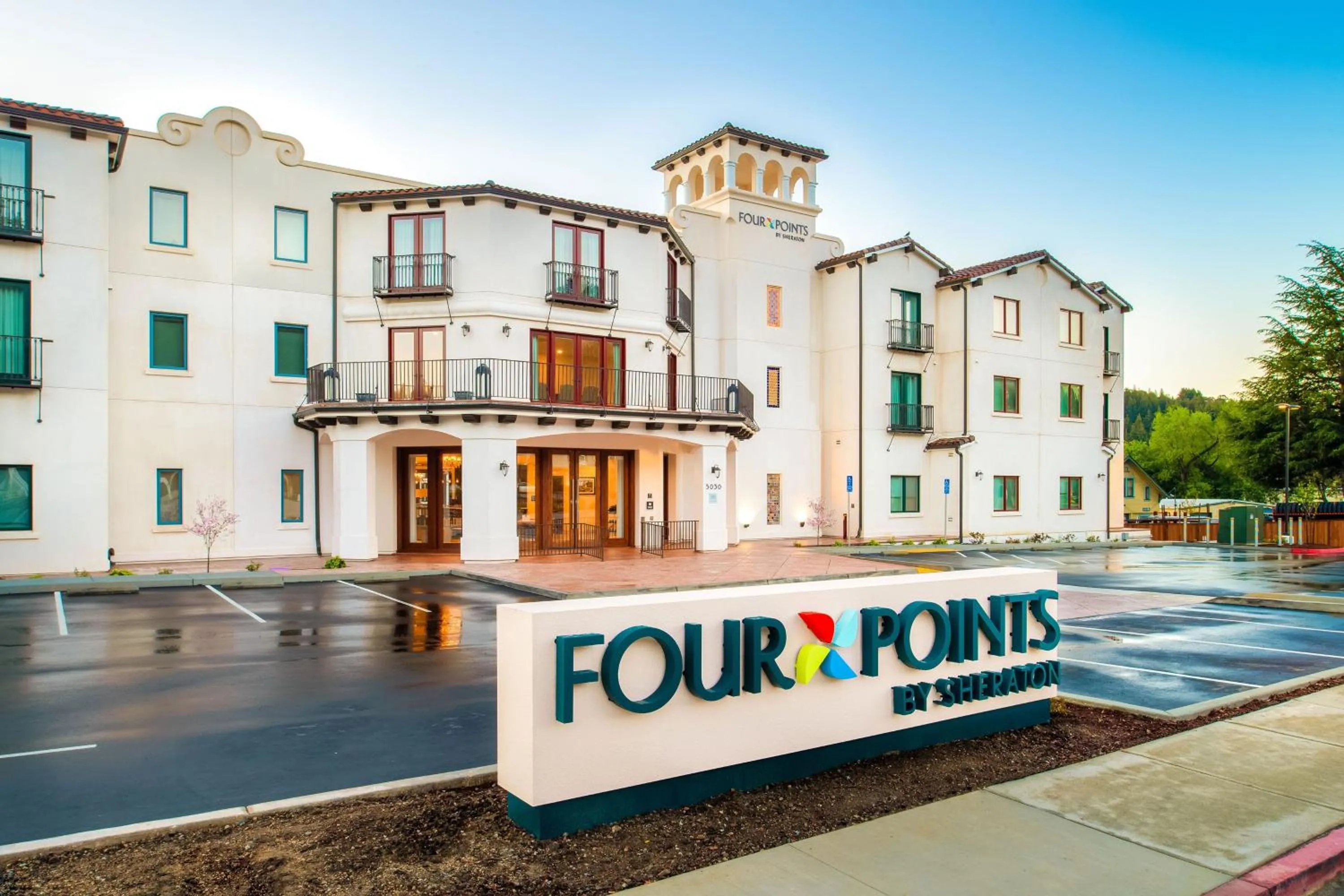 Property building in Four Points by Sheraton Santa Cruz Scotts Valley