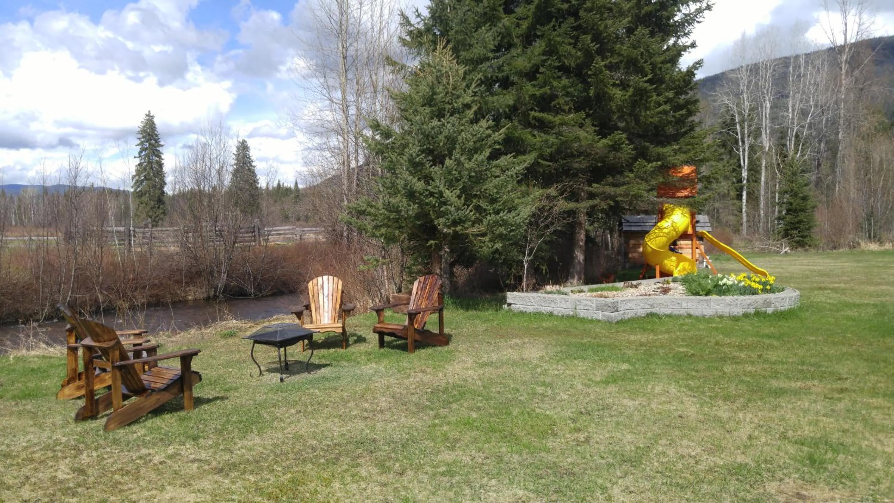 Garden in Wolfwood Guest Ranch