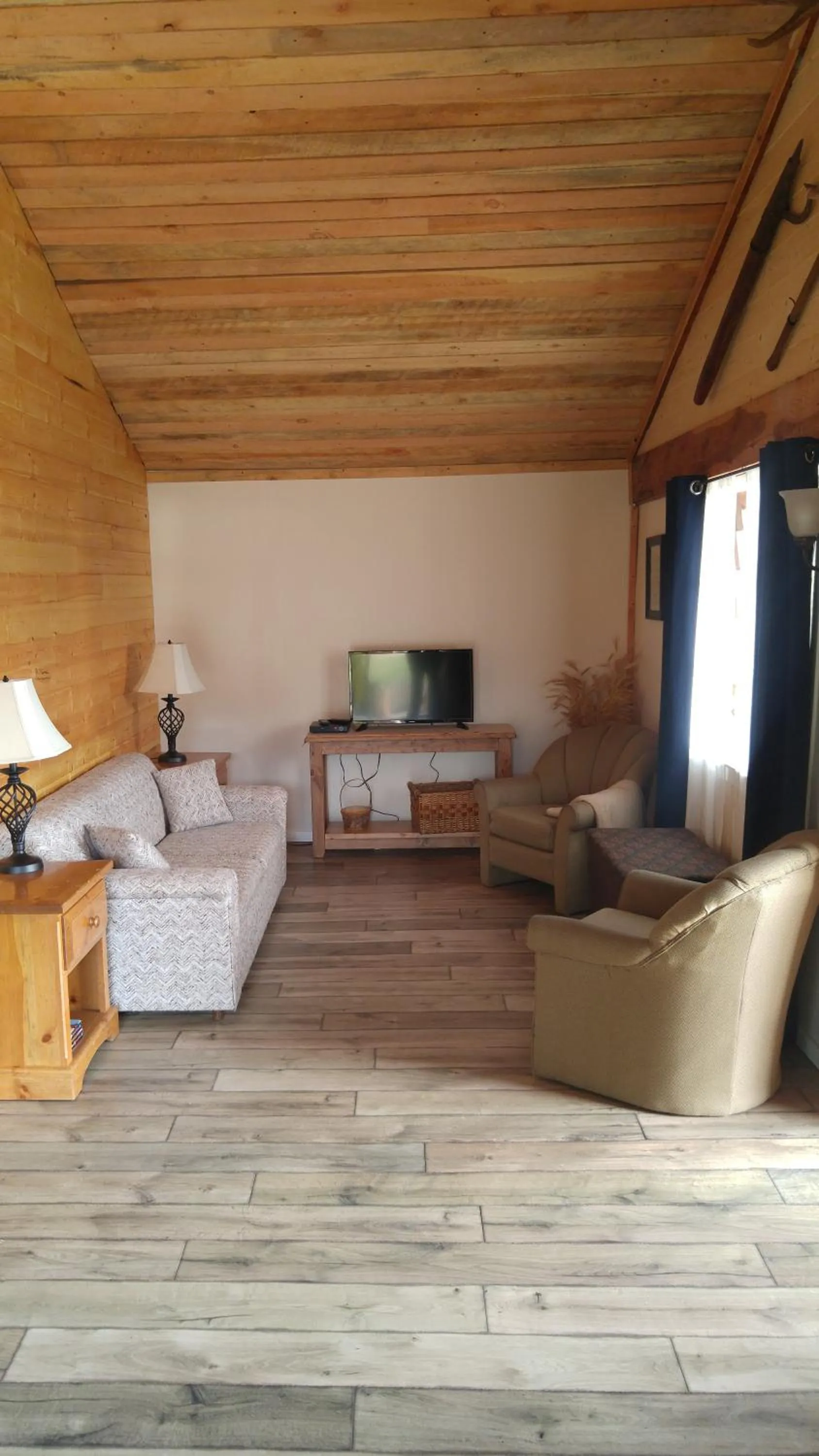 Living room in Wolfwood Guest Ranch