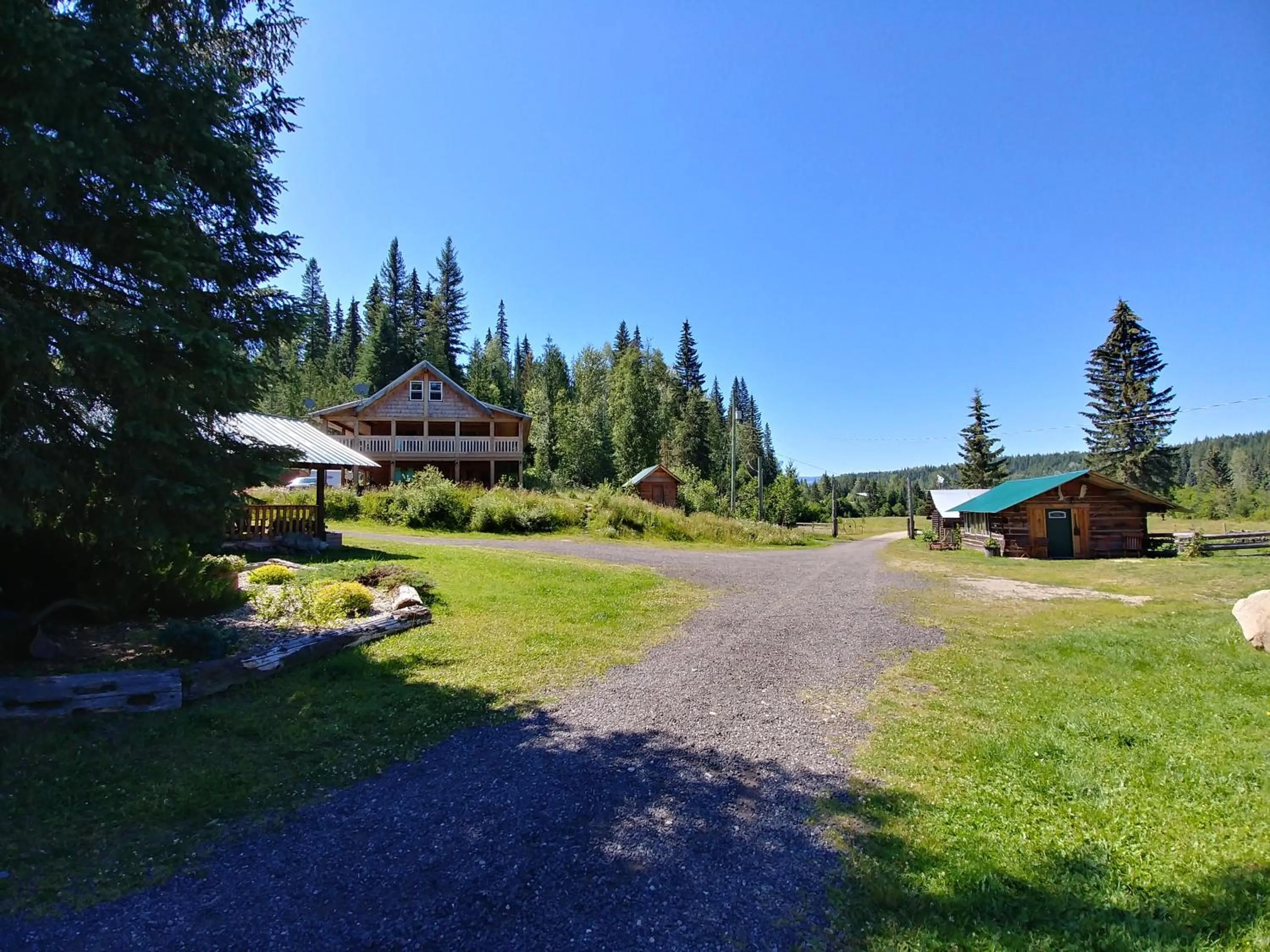 Property building in Wolfwood Guest Ranch