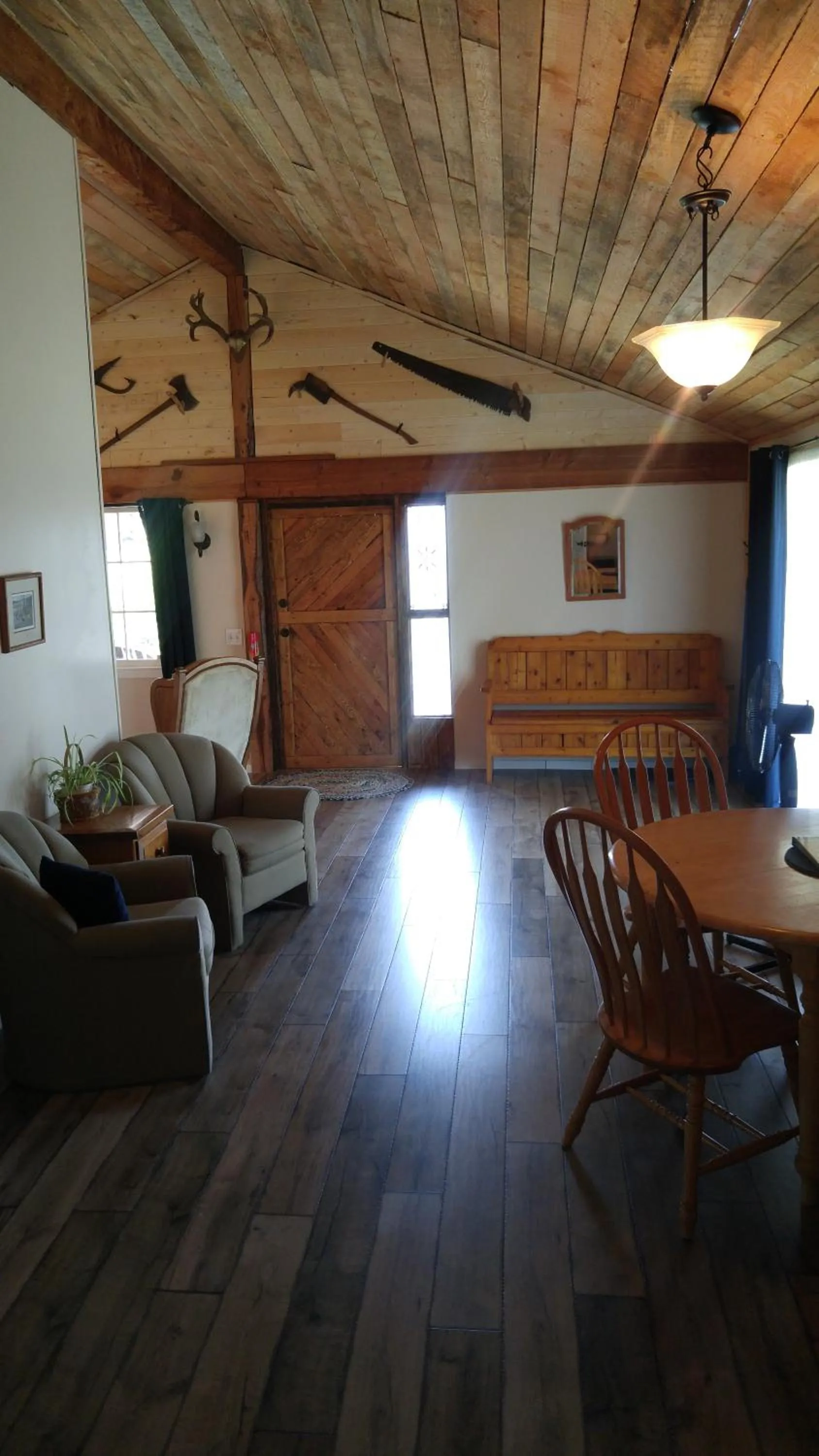 Dining area in Wolfwood Guest Ranch