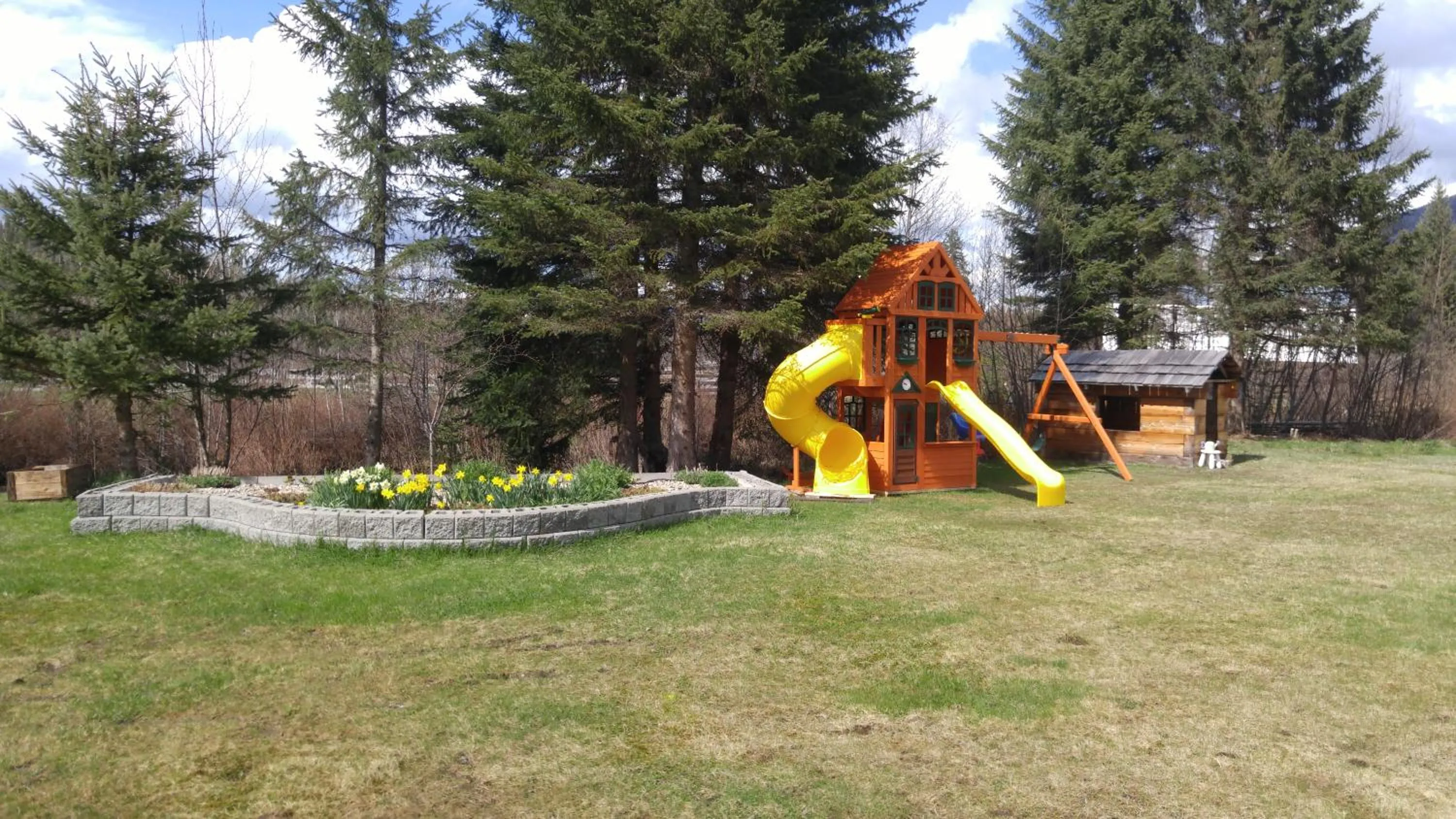 Area and facilities in Wolfwood Guest Ranch