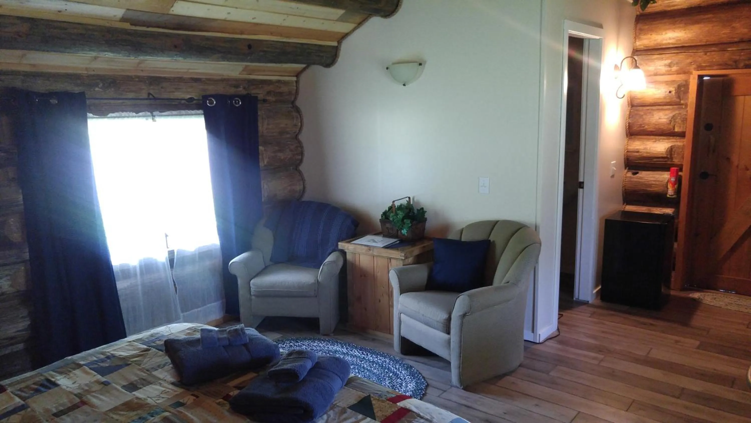 Living room in Wolfwood Guest Ranch