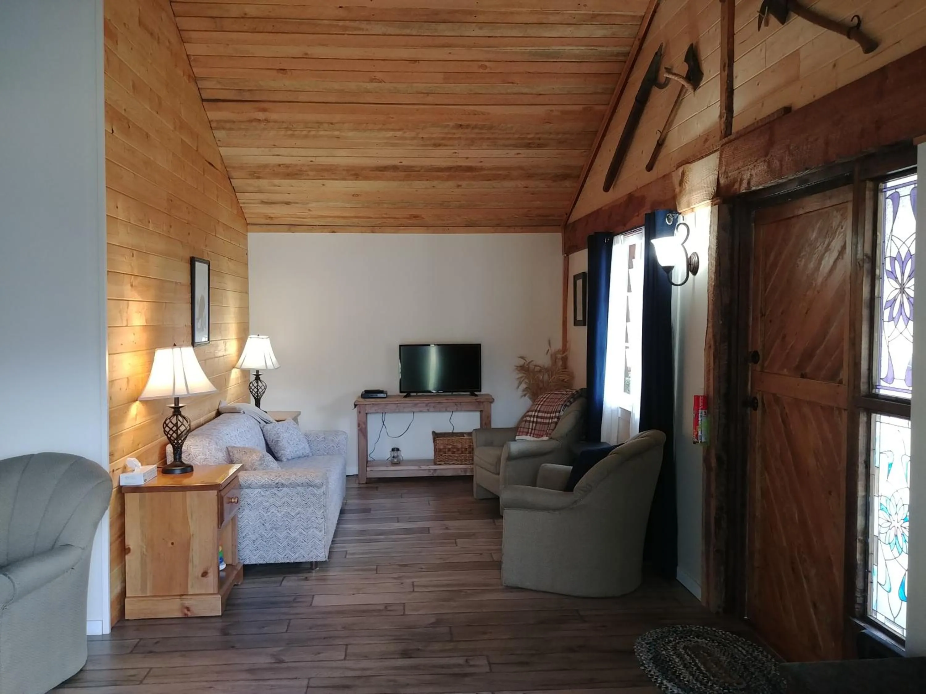 Living room in Wolfwood Guest Ranch