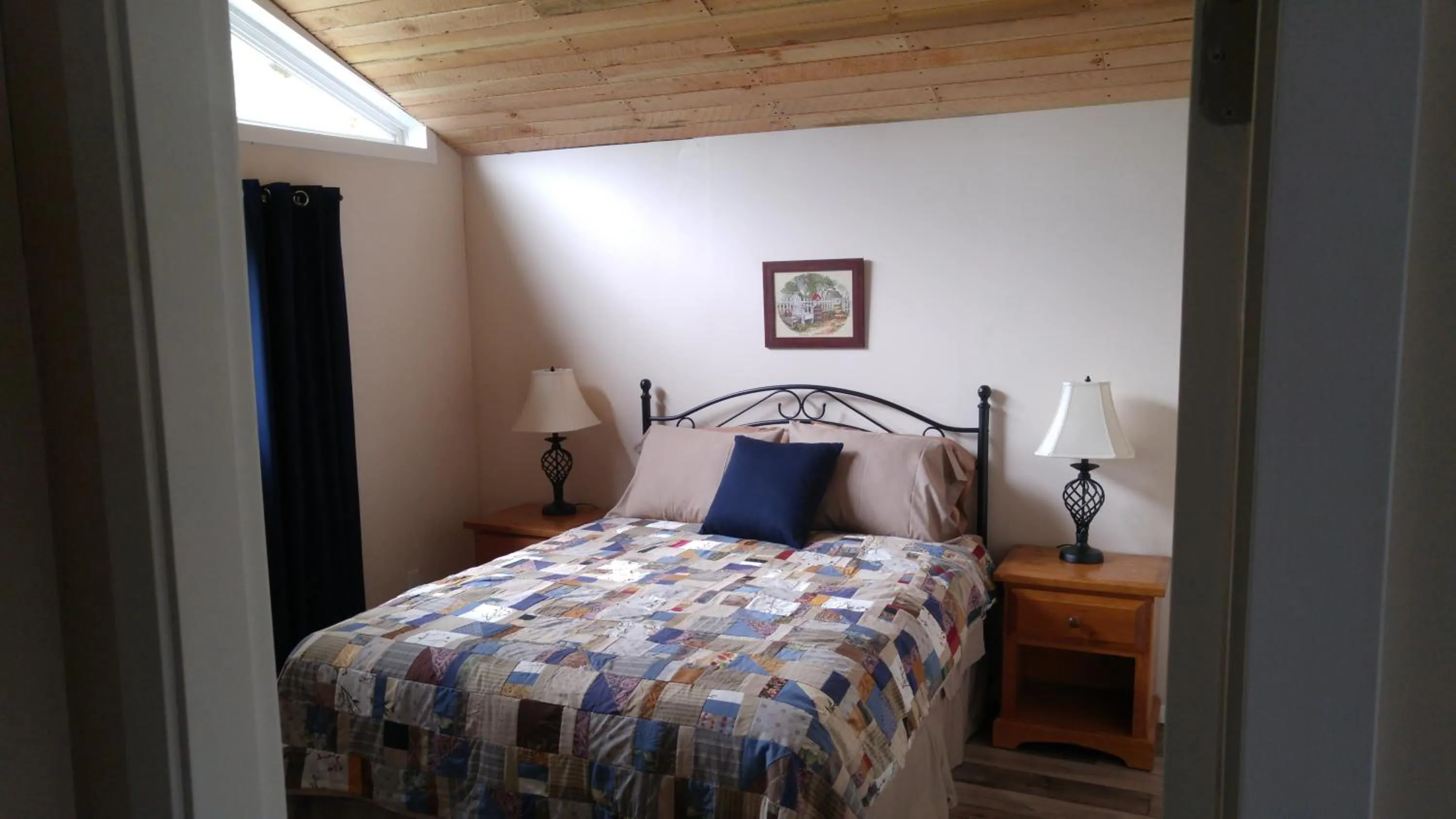 Bed in Wolfwood Guest Ranch