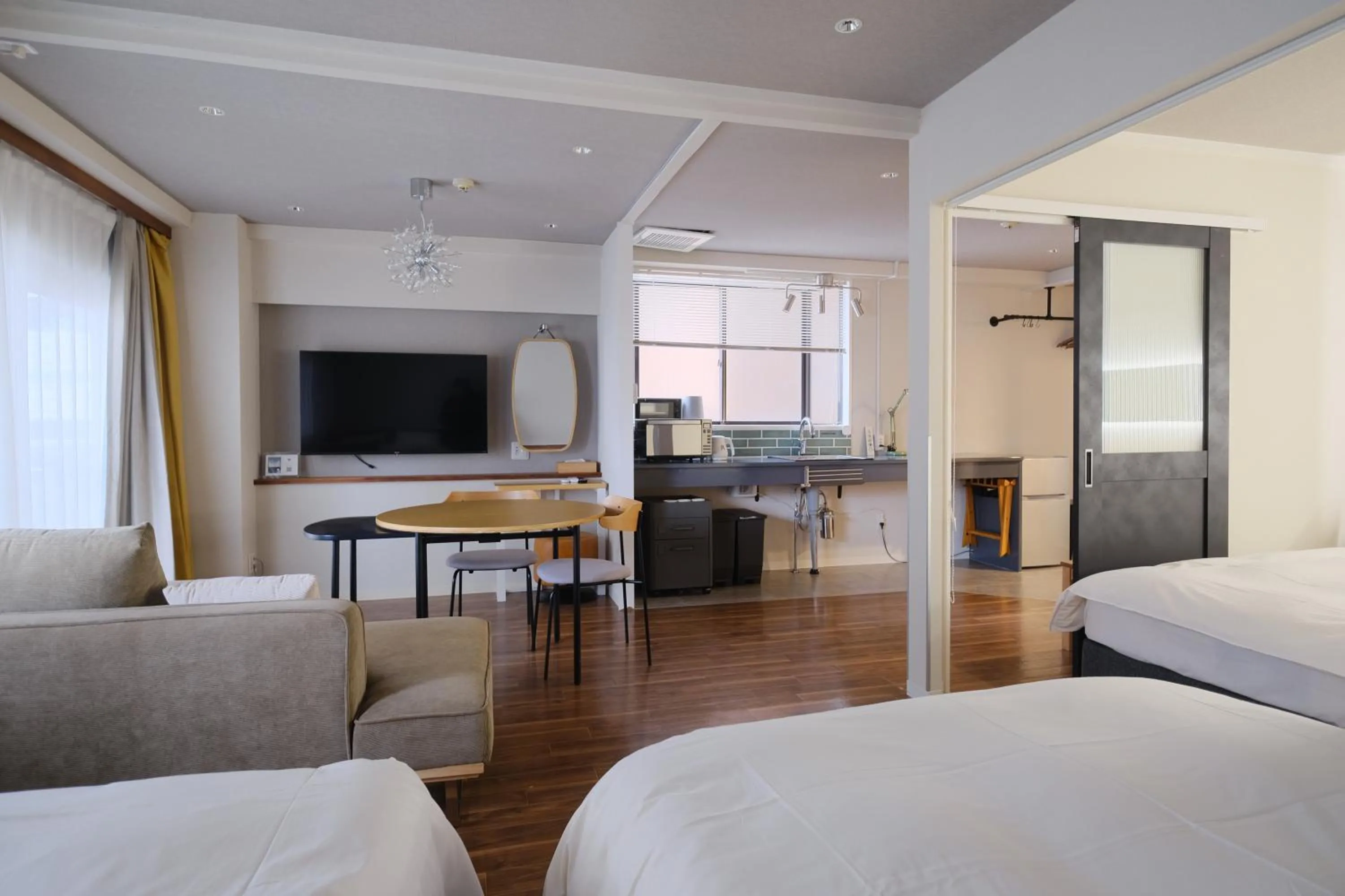 Double Room with Private Bathroom in Namba Hara apartment