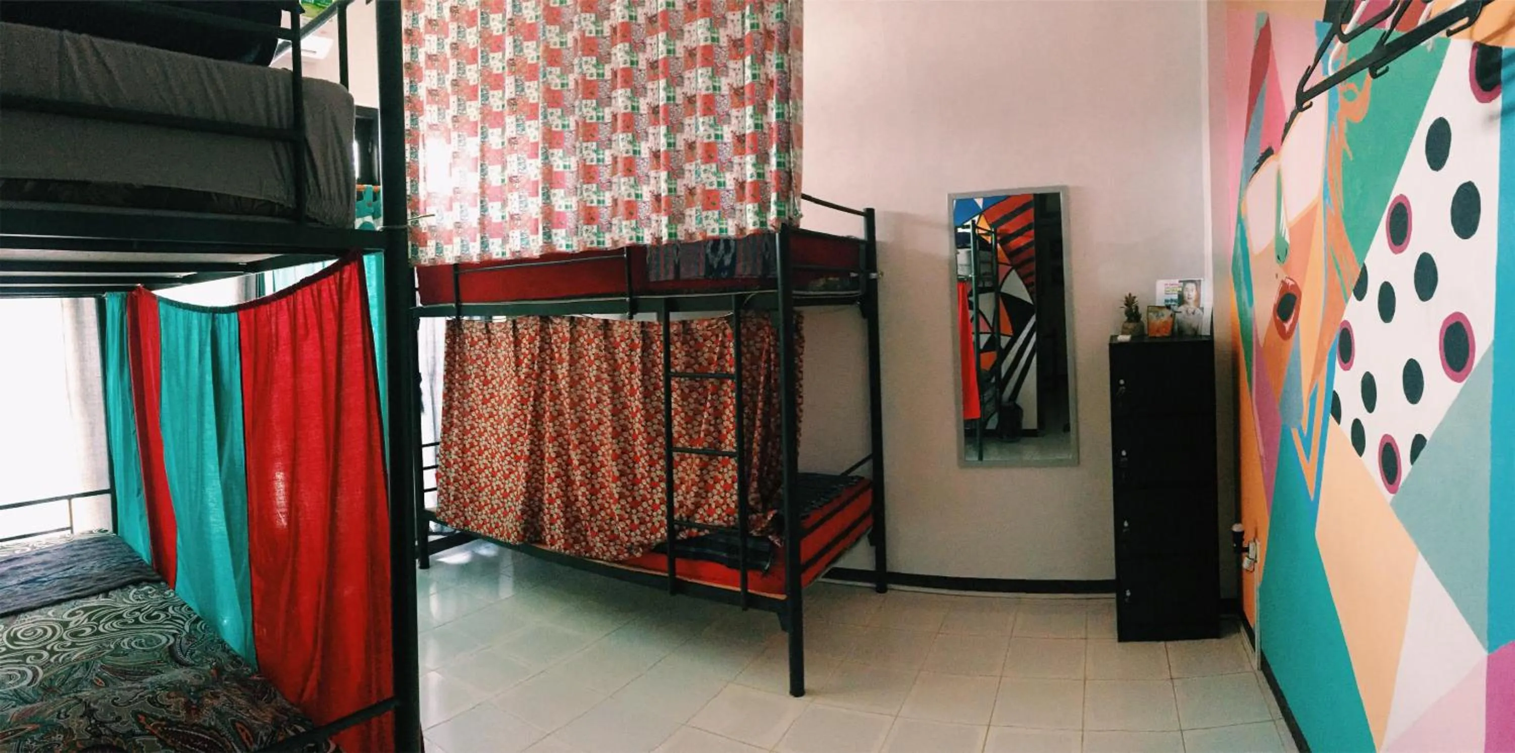 bunk bed in Hati Hati