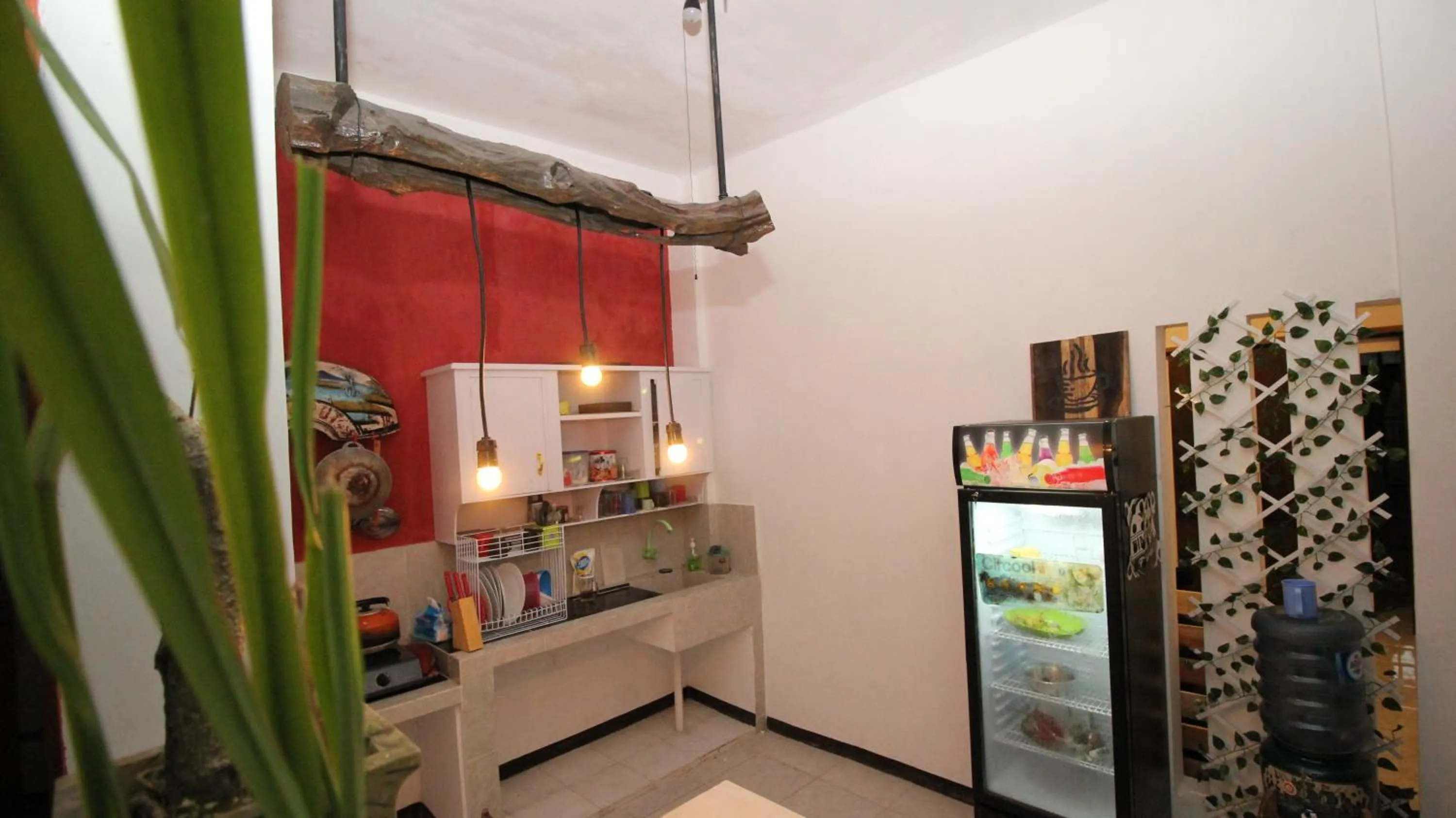 Communal kitchen in Hati Hati