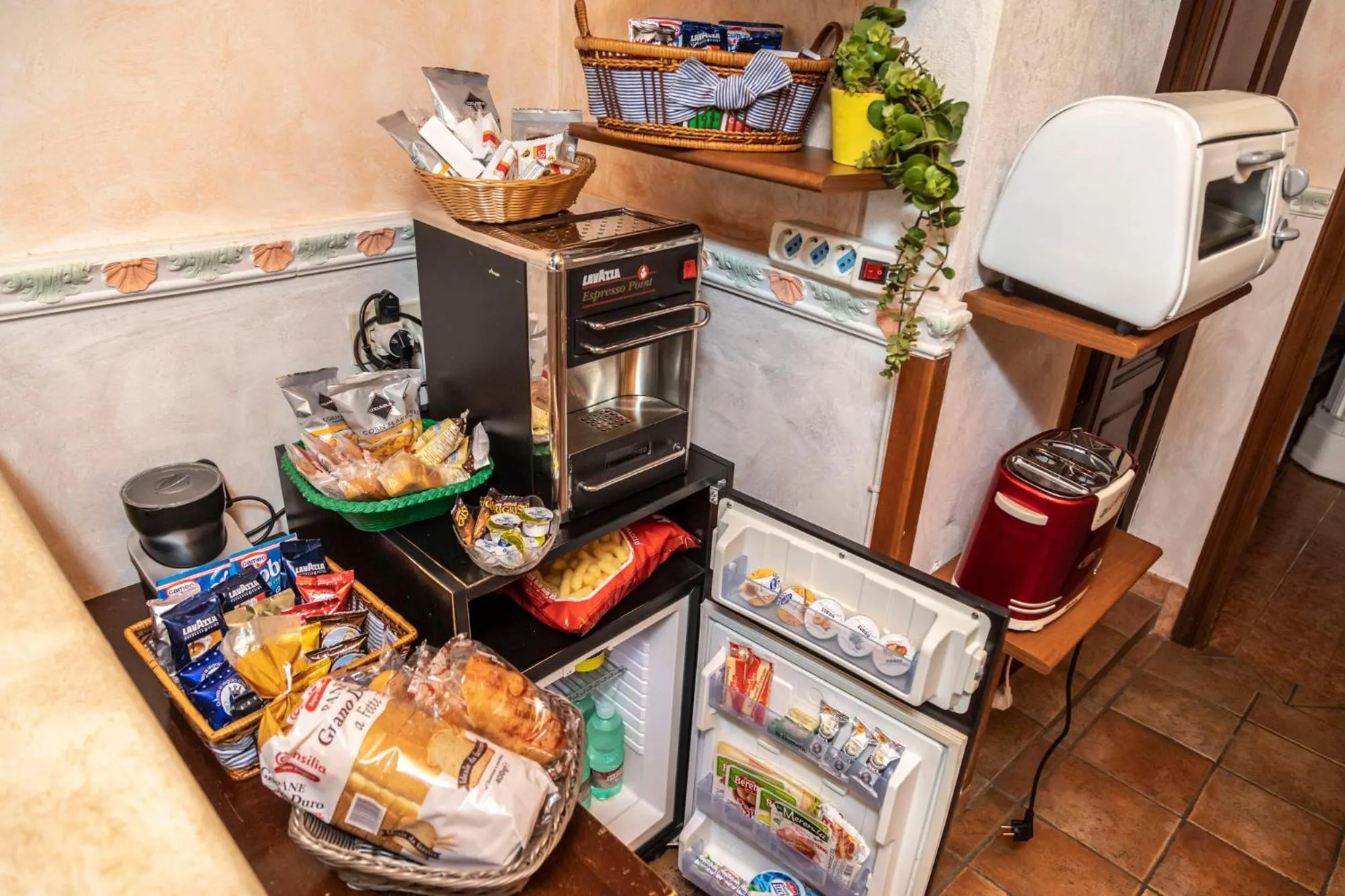 Coffee/tea facilities in Hotel Barrett