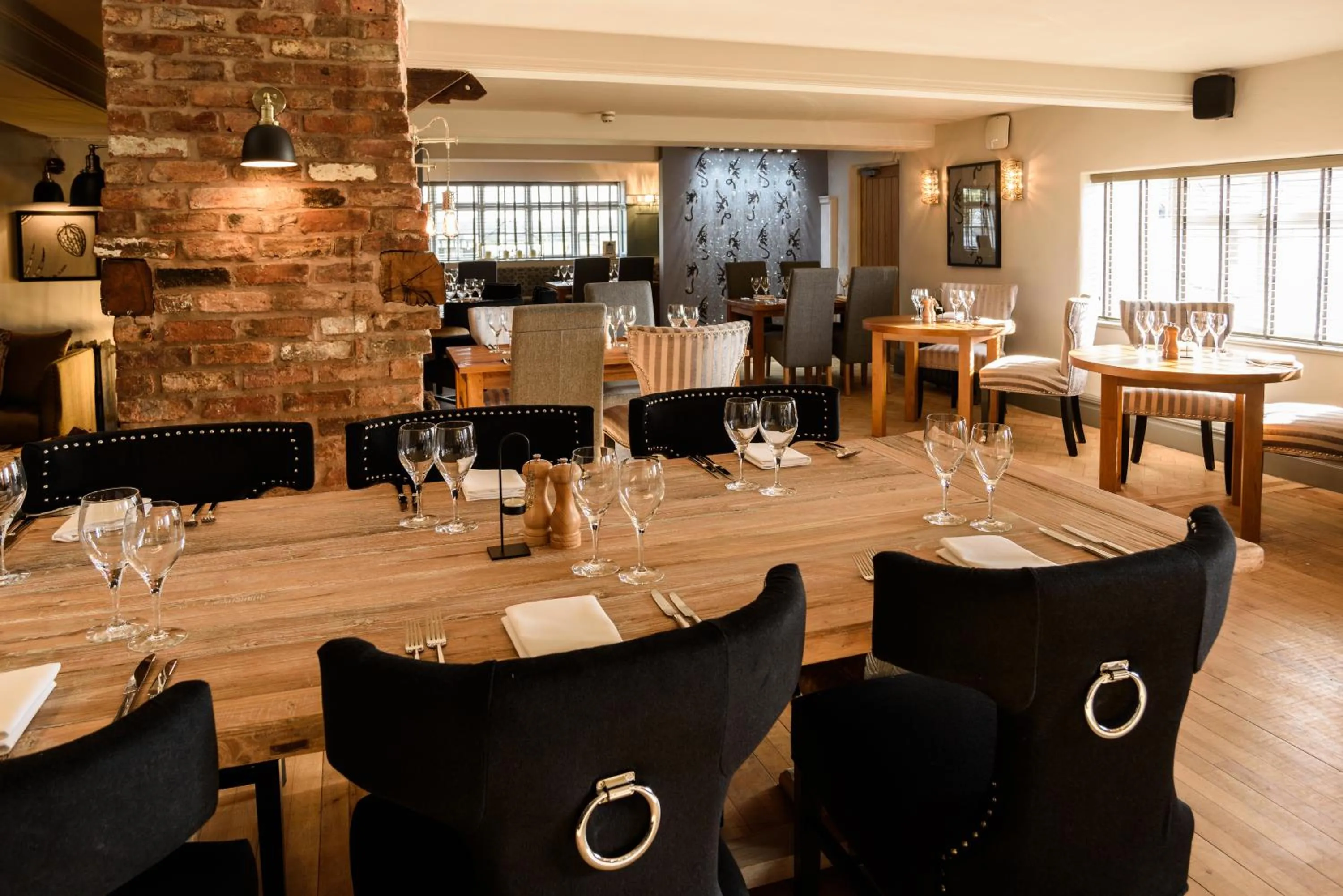 Restaurant/places to eat in The Wheatsheaf Inn