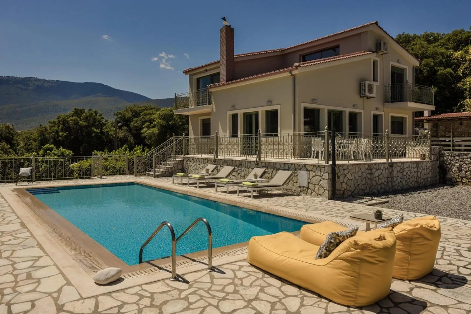 Utopia Luxury Villa