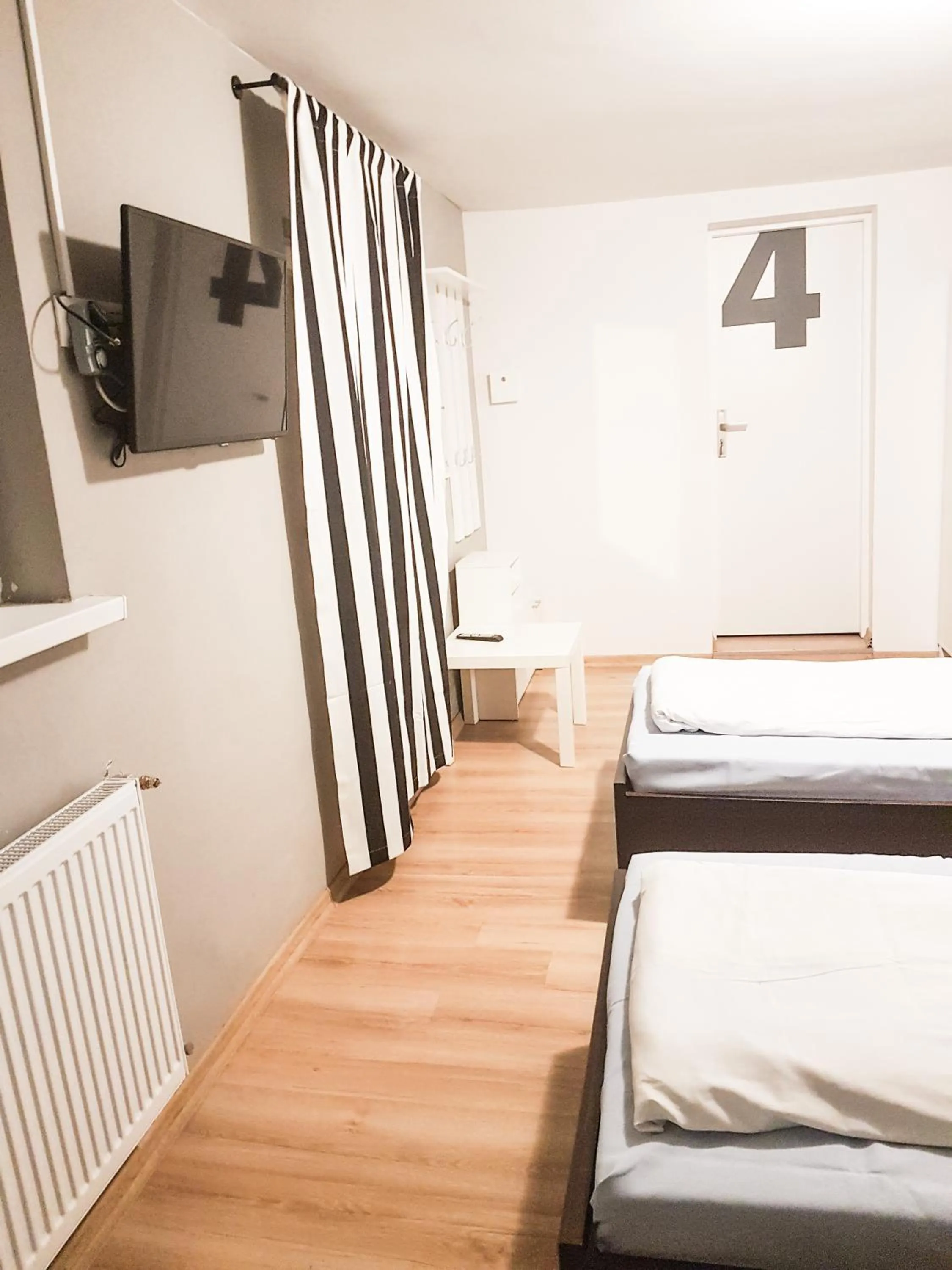 Photo of the whole room, Bed in KWATERY KALINA-DUSZKA HOSTEL