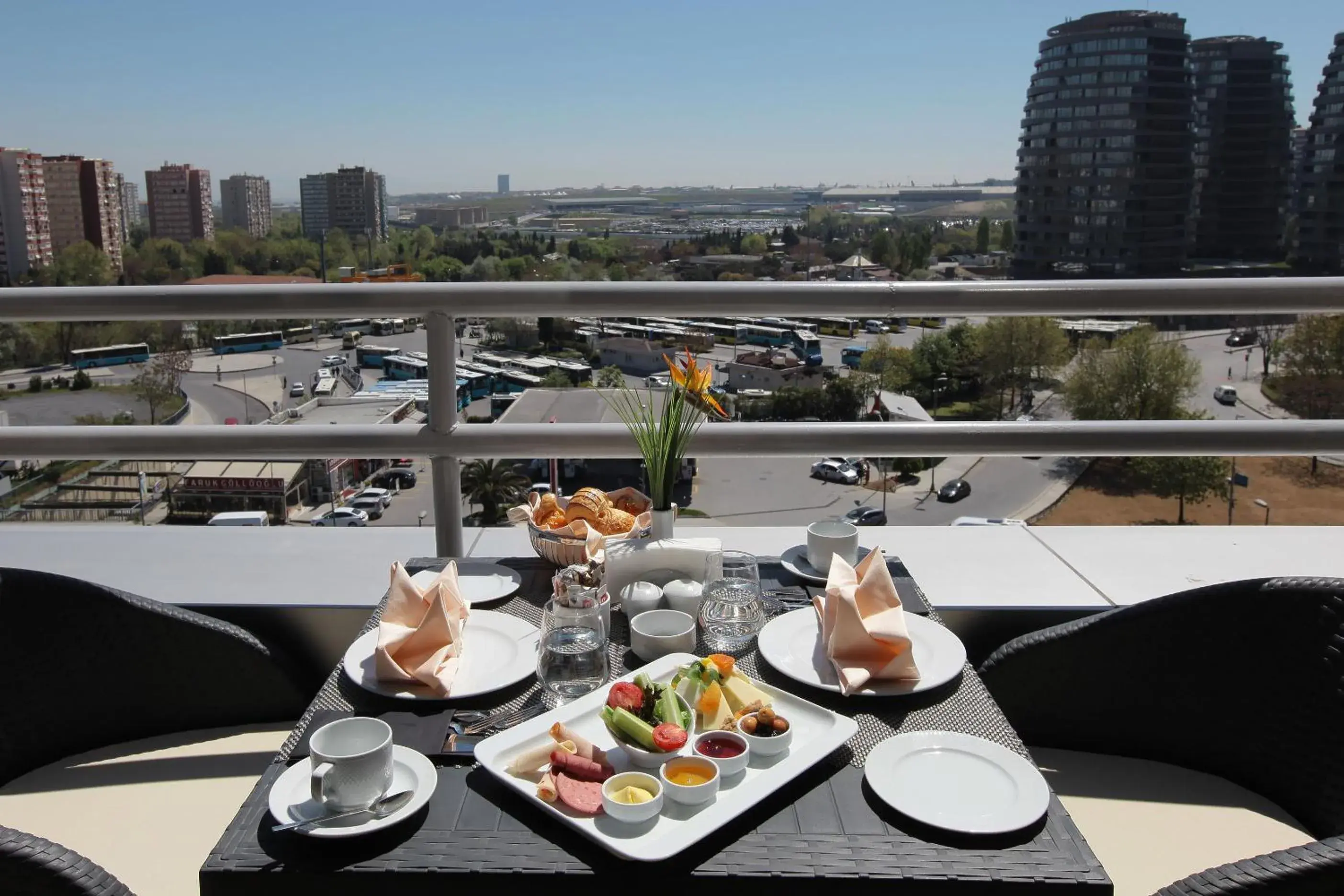 Restaurant/places to eat in Bricks Hotel İstanbul Restaurant/places to eat in Bricks Hotel İstanbul