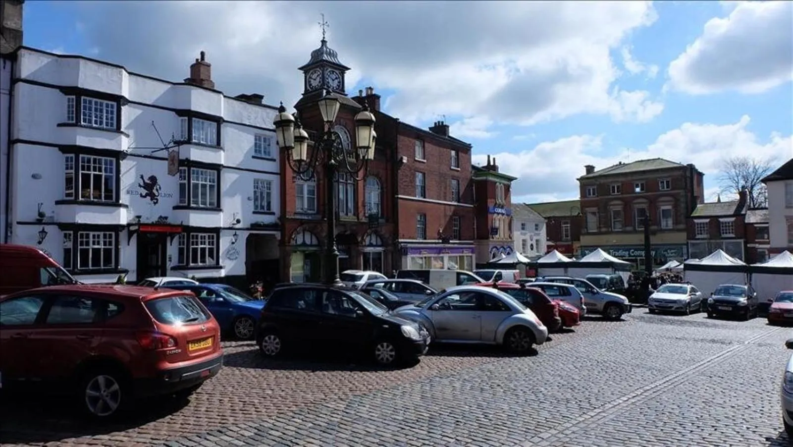 Market Place Serviced Apartments, Leek