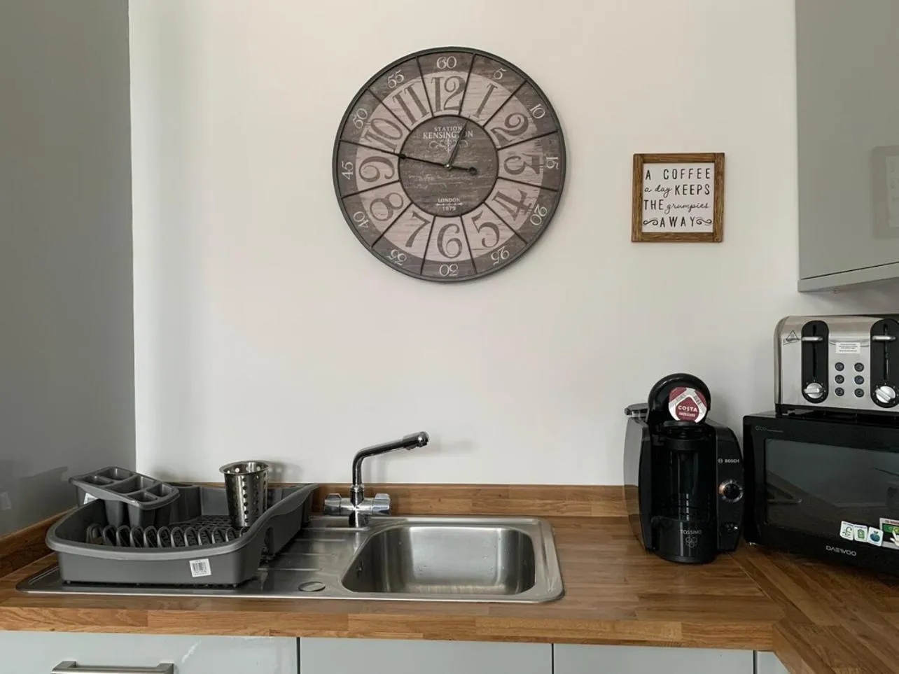 Market Place Serviced Apartments, Leek