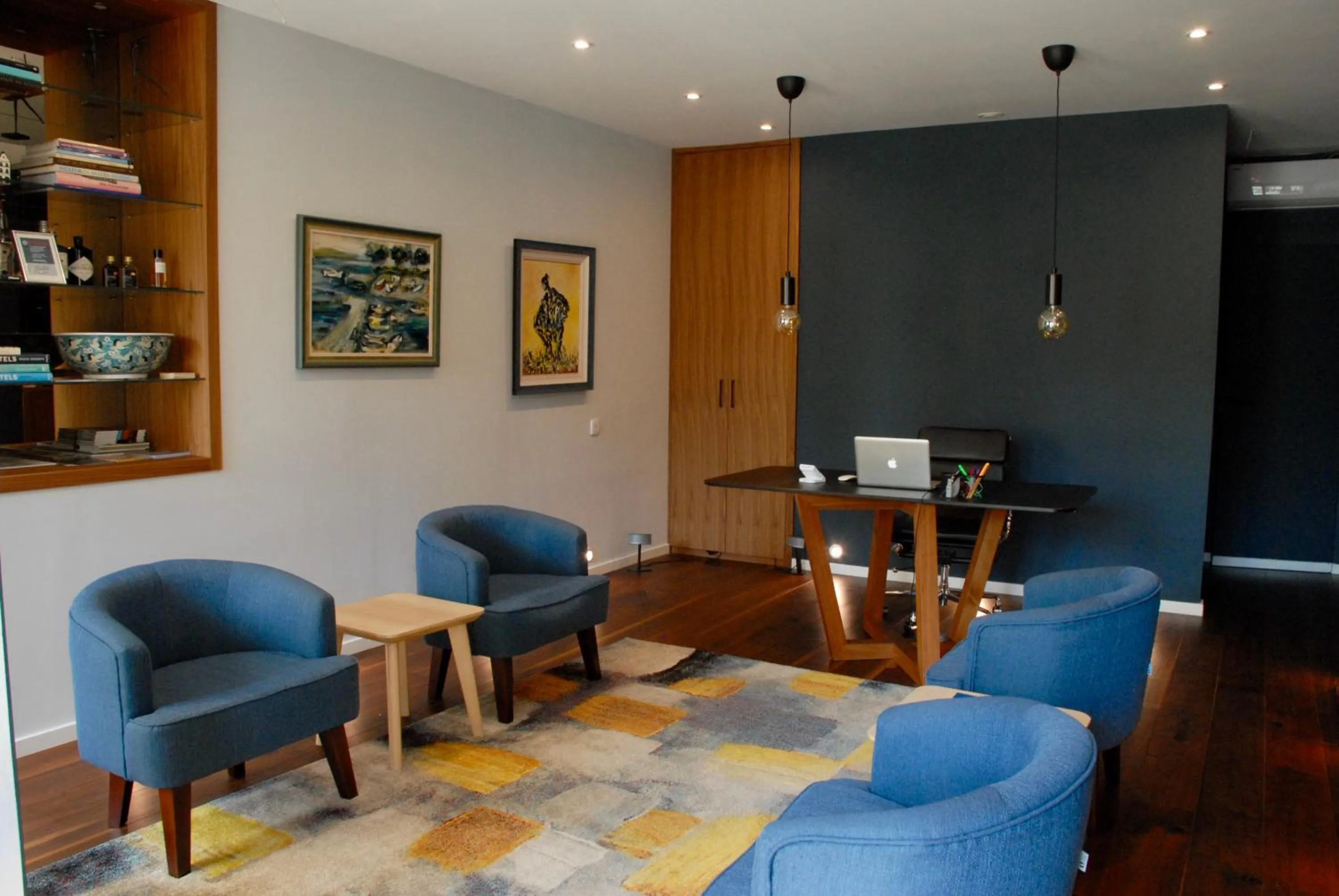 Lobby or reception in Old Town Inn