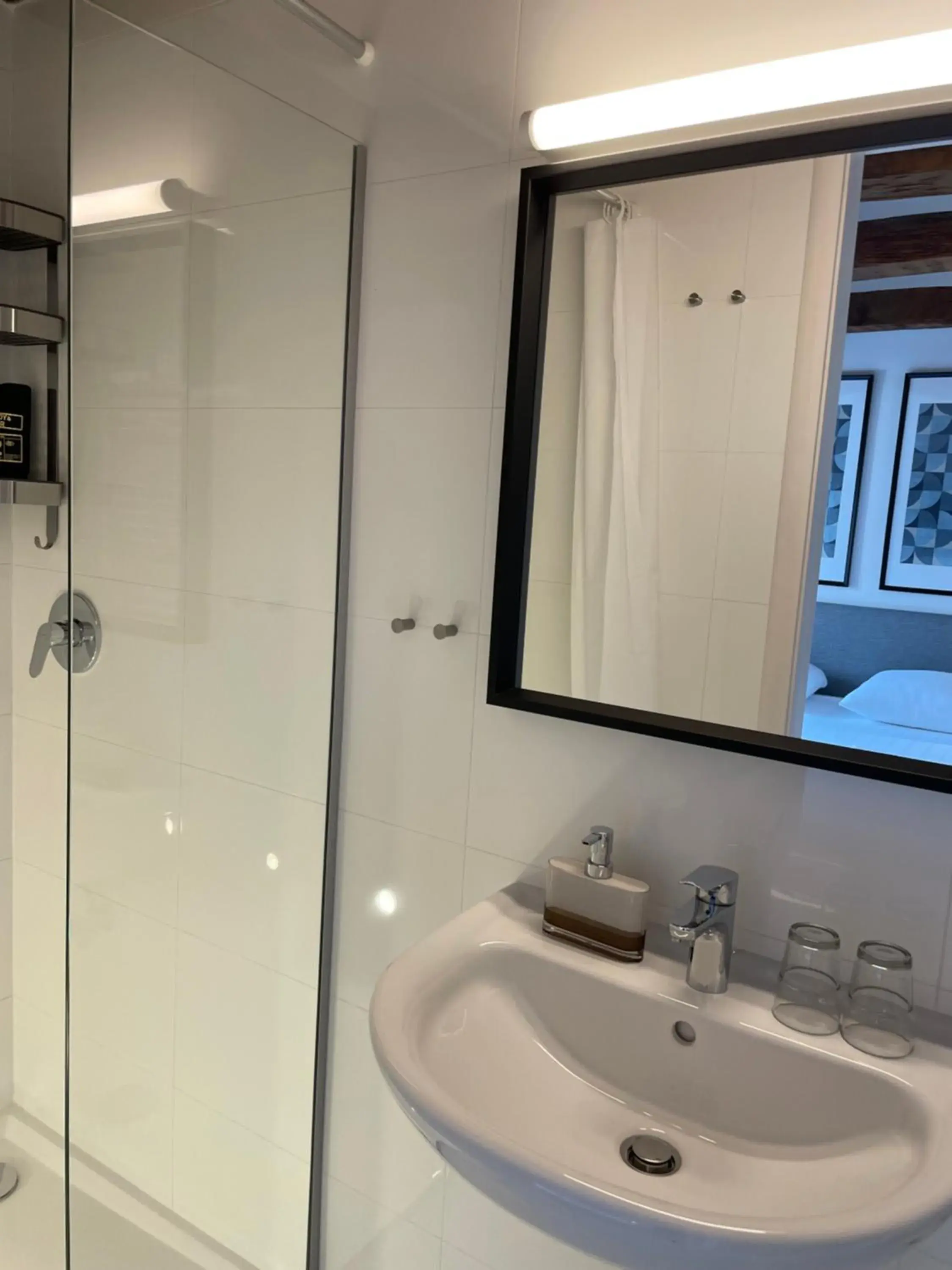 Deluxe Room in Old Town Inn Deluxe Room in Old Town Inn