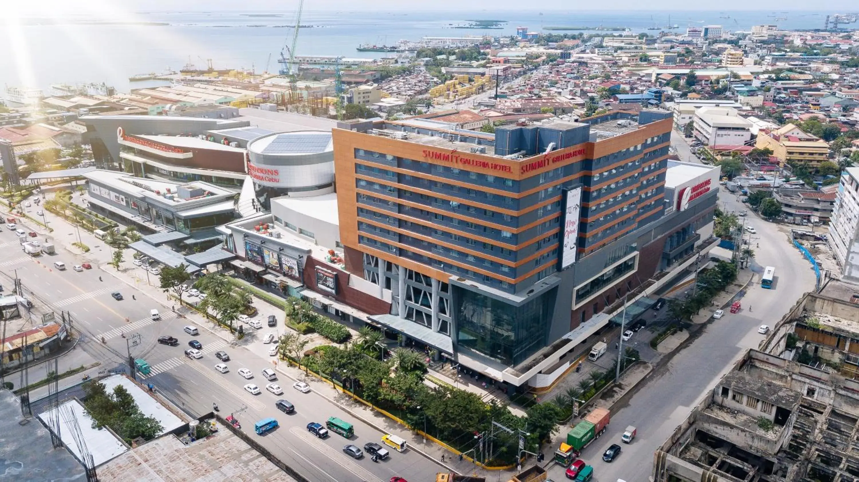 Property building in Summit Galleria Cebu Property building in Summit Galleria Cebu