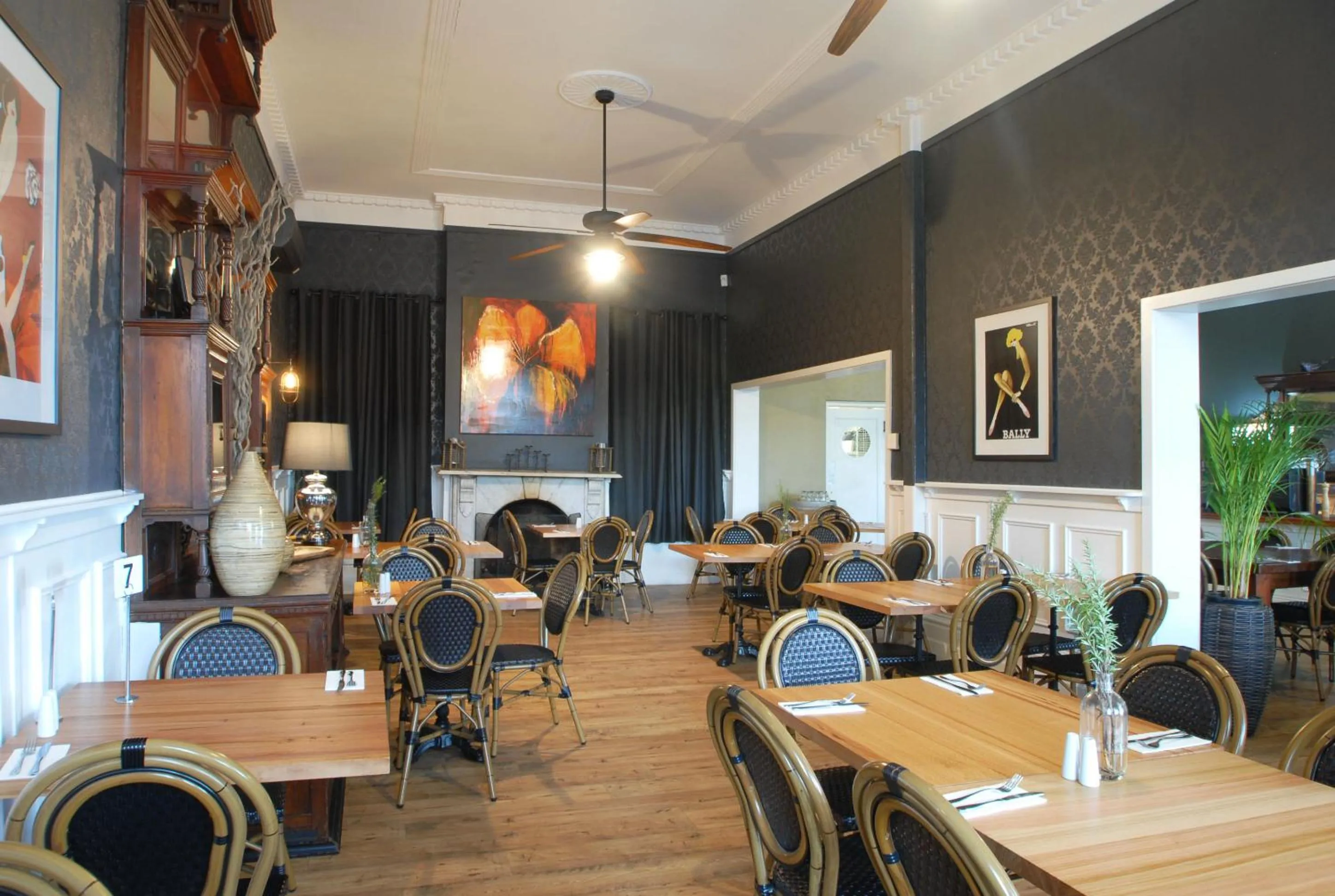 Grand Hotel Healesville