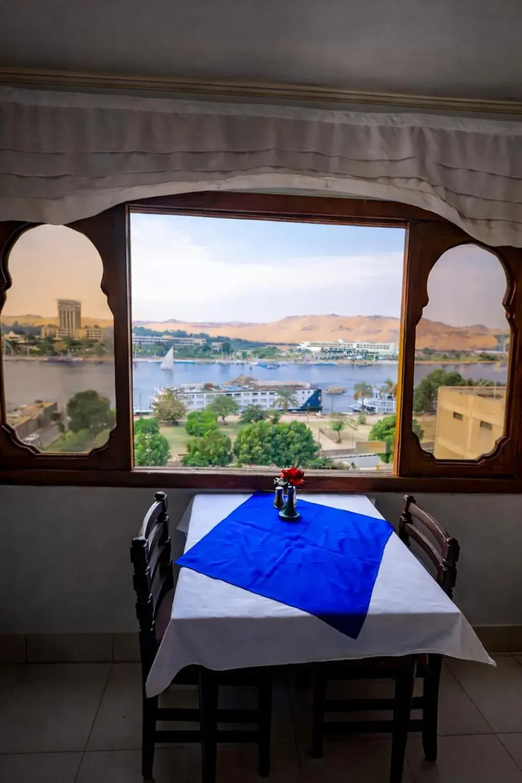 Restaurant/places to eat in Hapi Hotel Restaurant/places to eat in Hapi Hotel