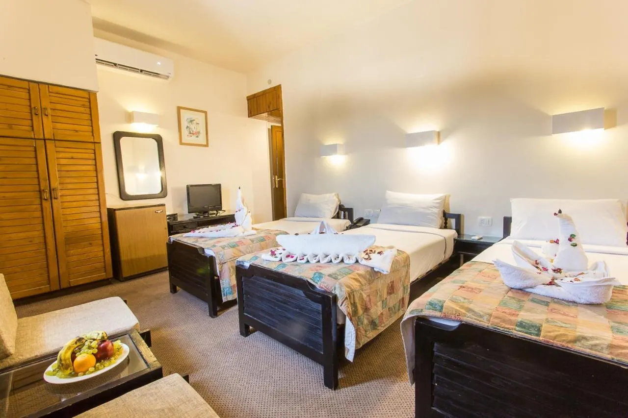 Photo of the whole room, Bed in Hapi Hotel