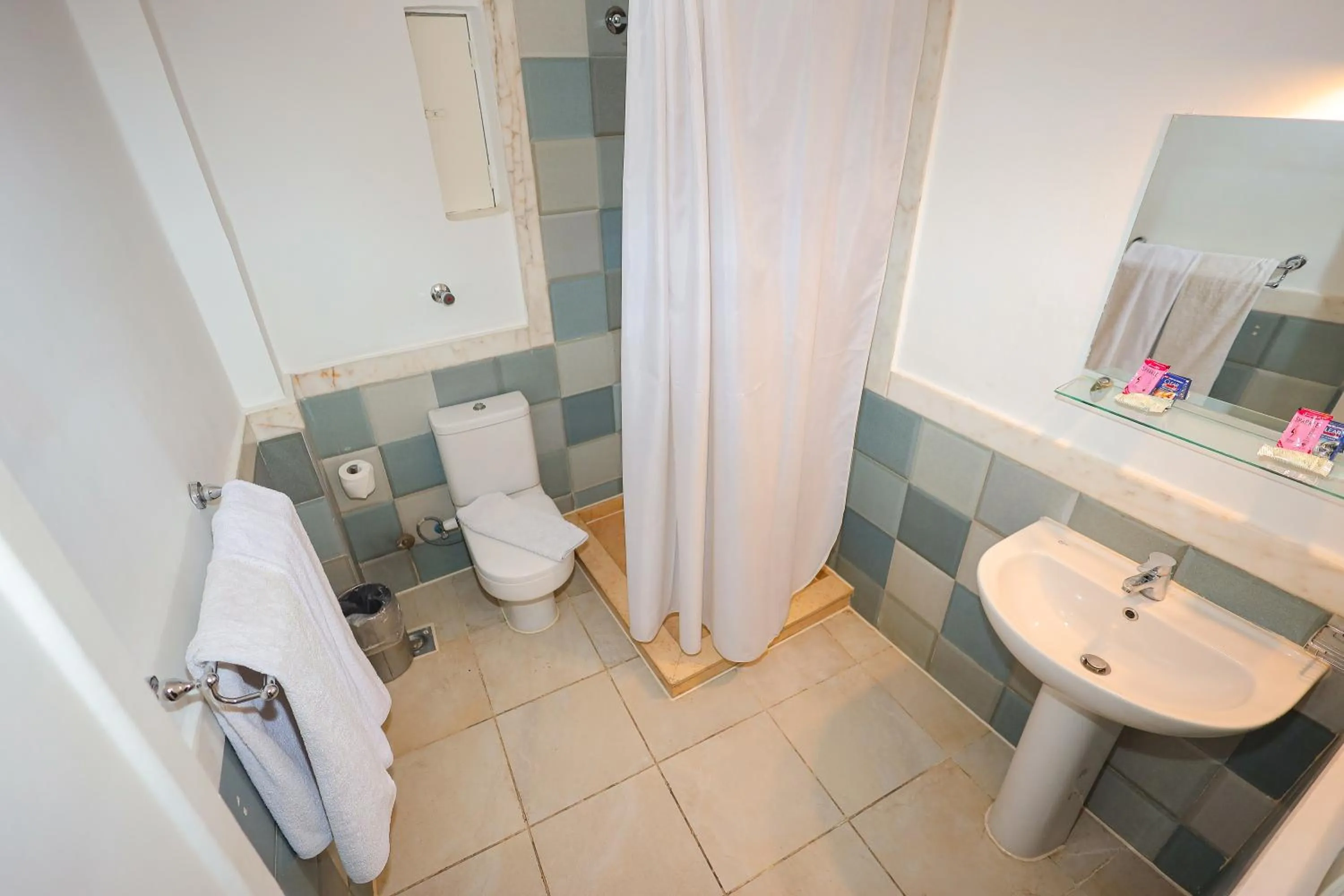 Bathroom in Hapi Hotel