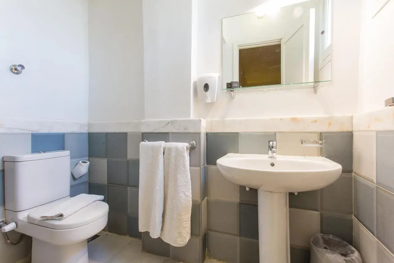 Superior Double or Twin Room - single occupancy in Hapi Hotel Superior Double or Twin Room - single occupancy in Hapi Hotel