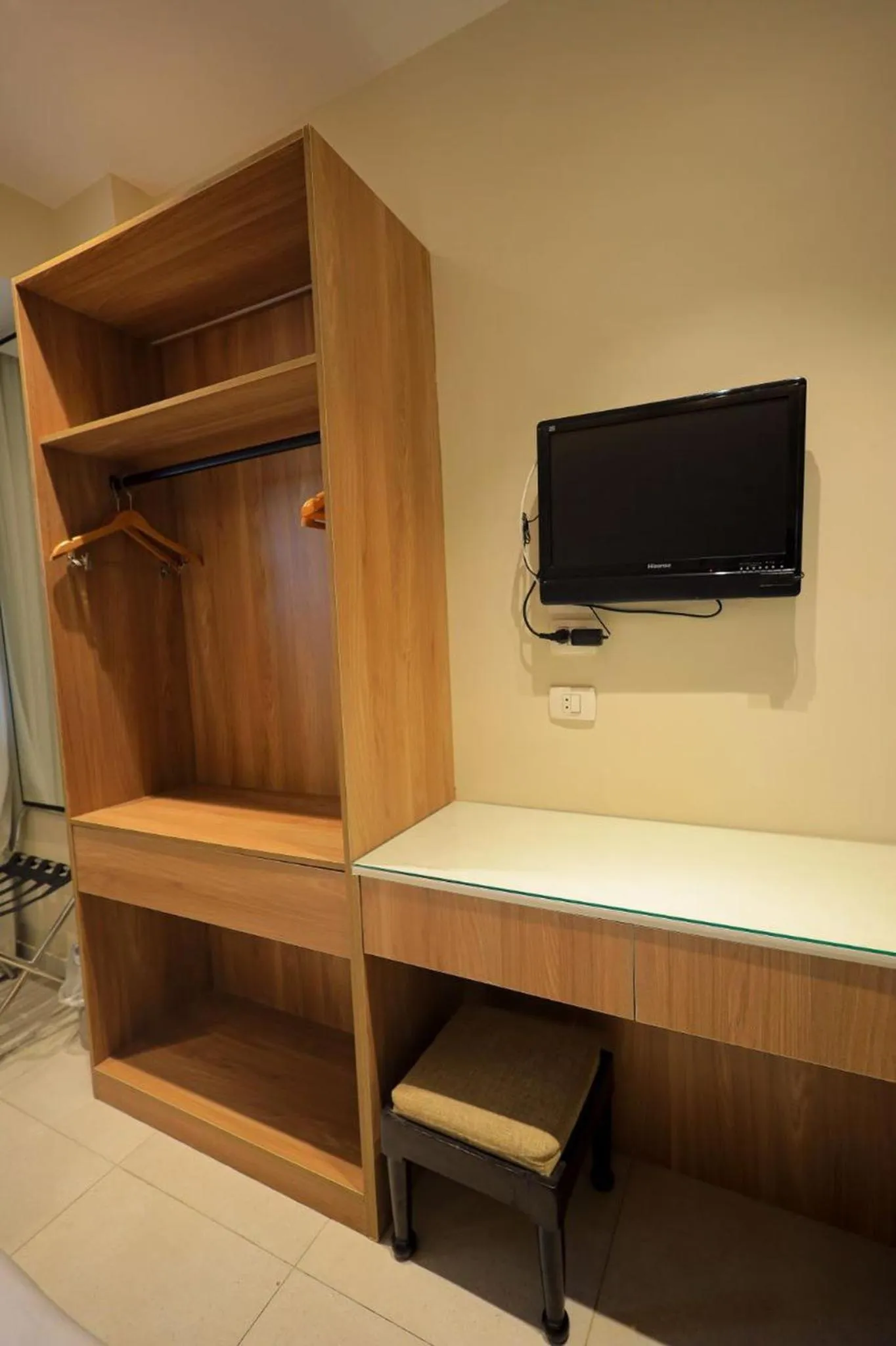 Photo of the whole room in Hapi Hotel