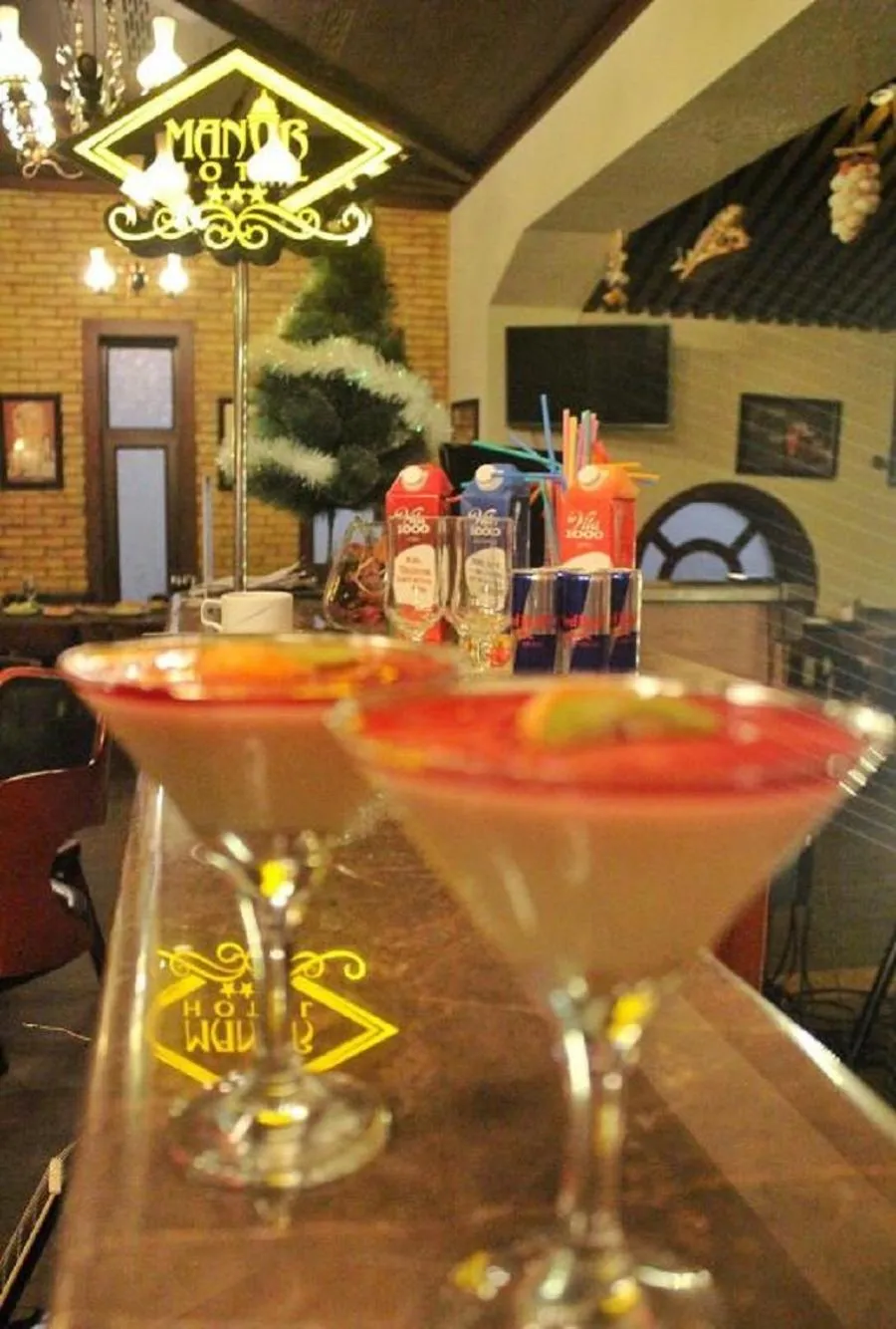 Lounge or bar in Manor Luxury Hotel Baku