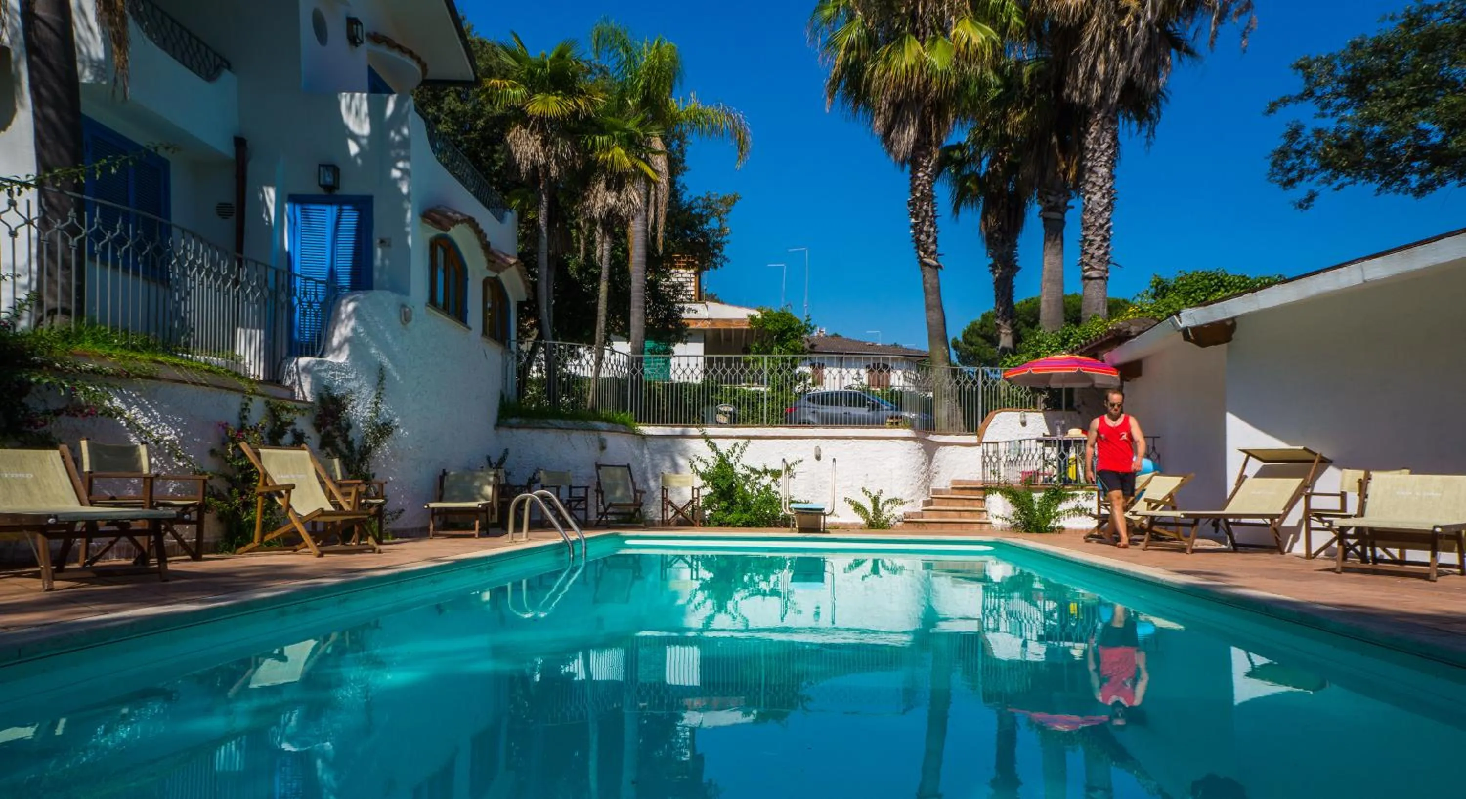 Pool view in Baia D'Oro