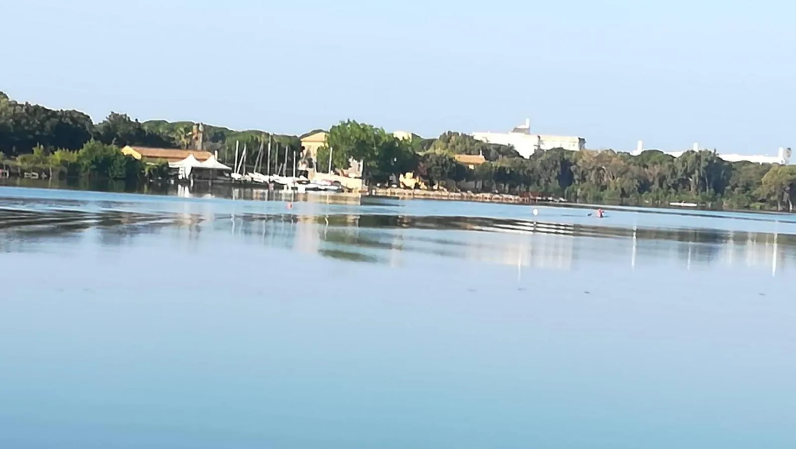 Lake view in Baia D'Oro