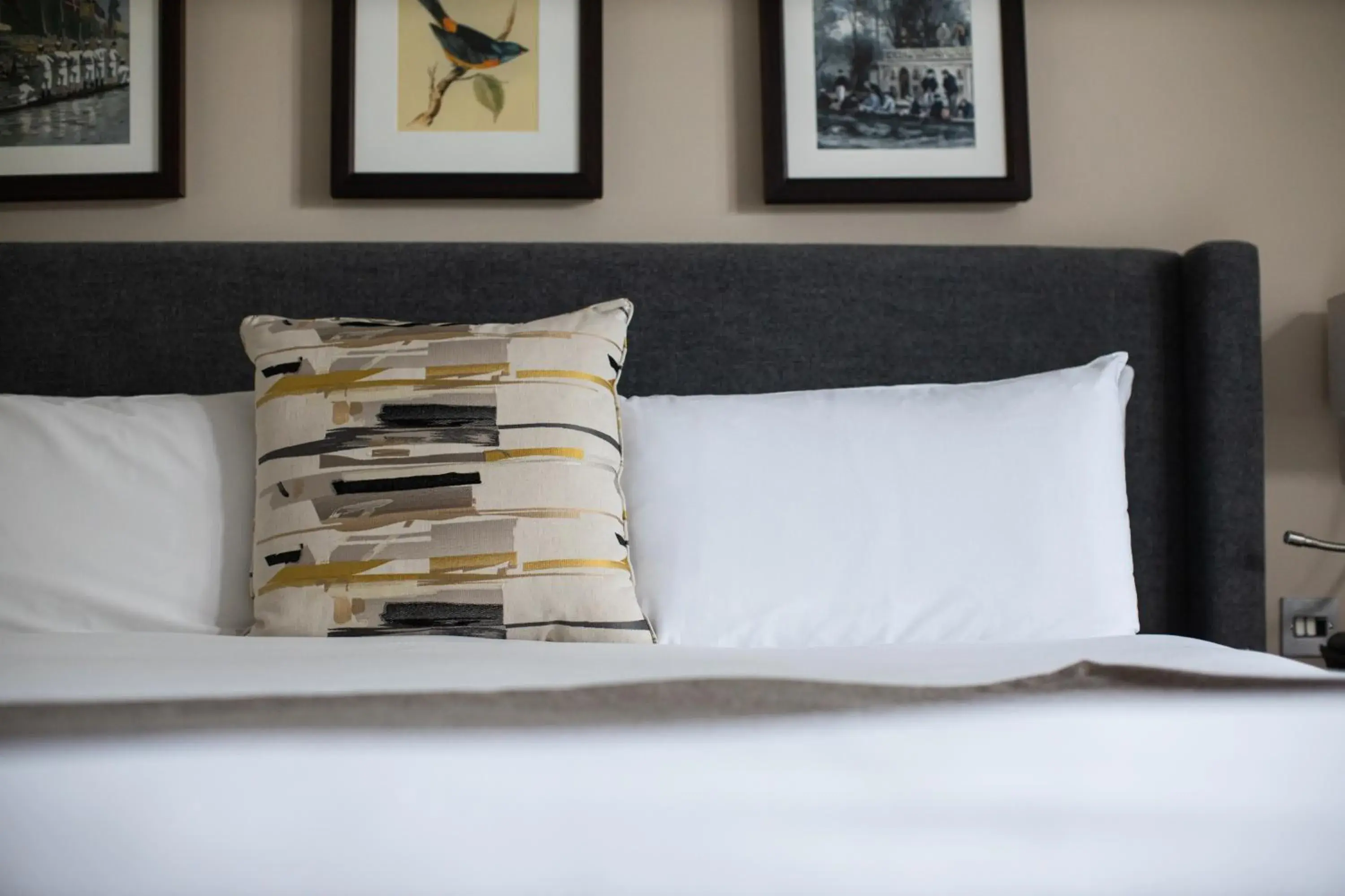 Bedroom, Bed in voco Oxford Thames by IHG Bedroom, Bed in voco Oxford Thames by IHG