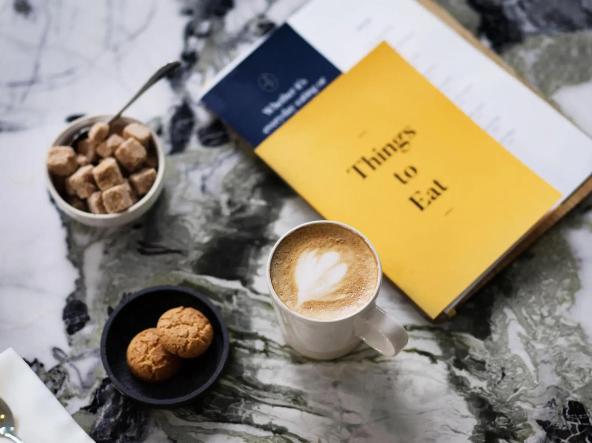 Lounge or bar in voco Oxford Thames by IHG Lounge or bar in voco Oxford Thames by IHG