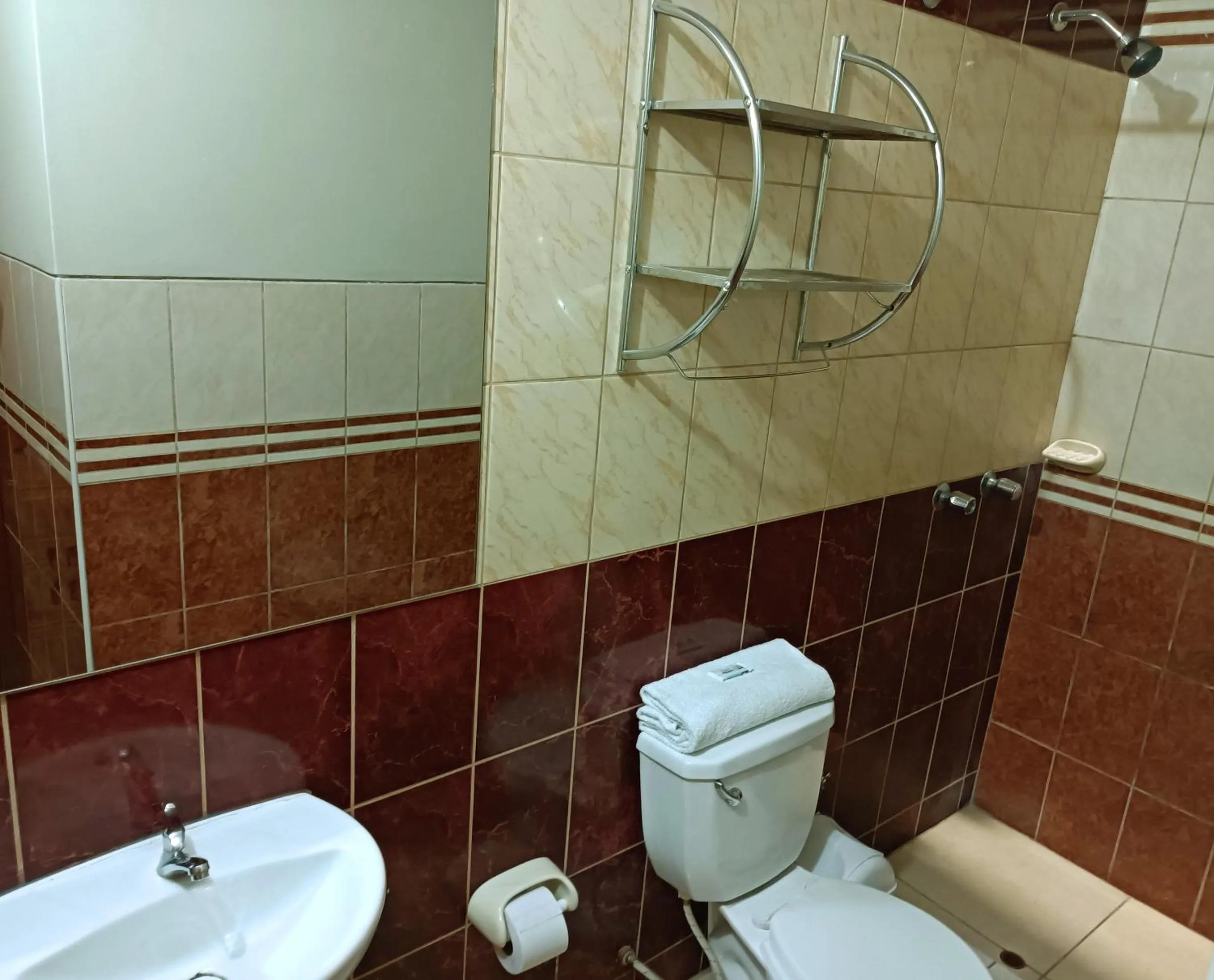 Shower in Bon Repos Arequipa