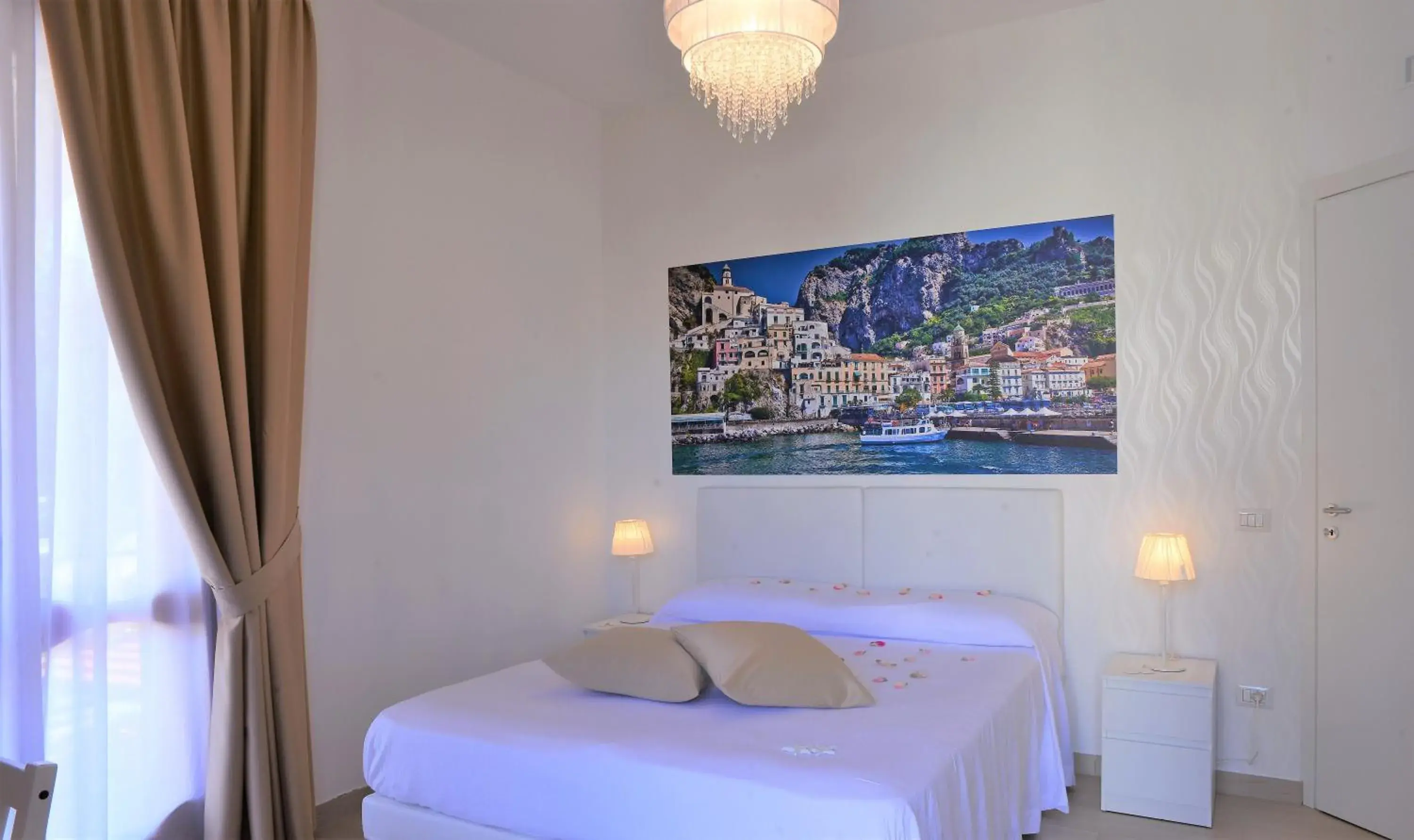 Deluxe Double or Twin Room with Garden View in Villa Miriam Deluxe Double or Twin Room with Garden View in Villa Miriam