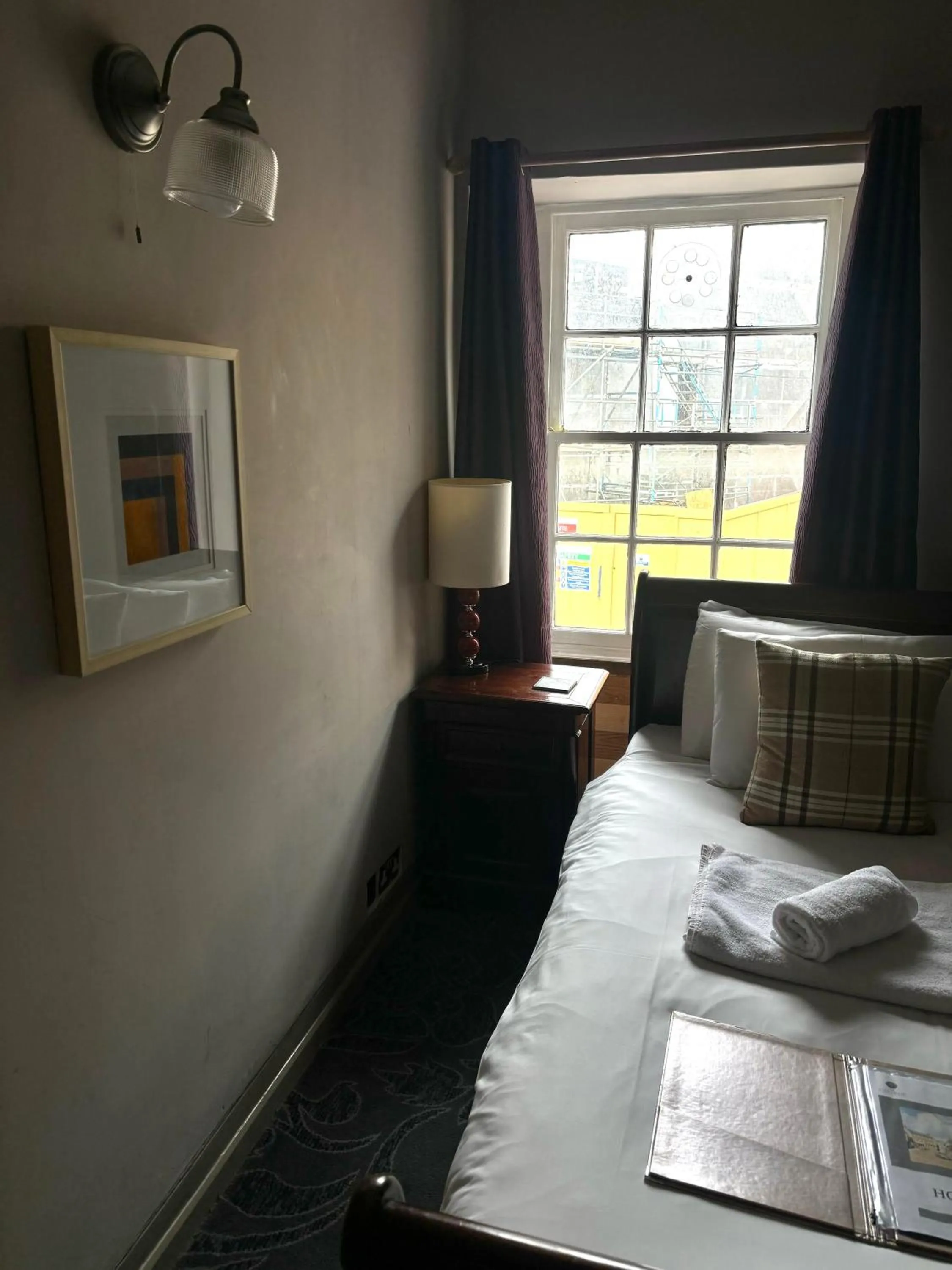 Bedroom, Bed in The George Hotel