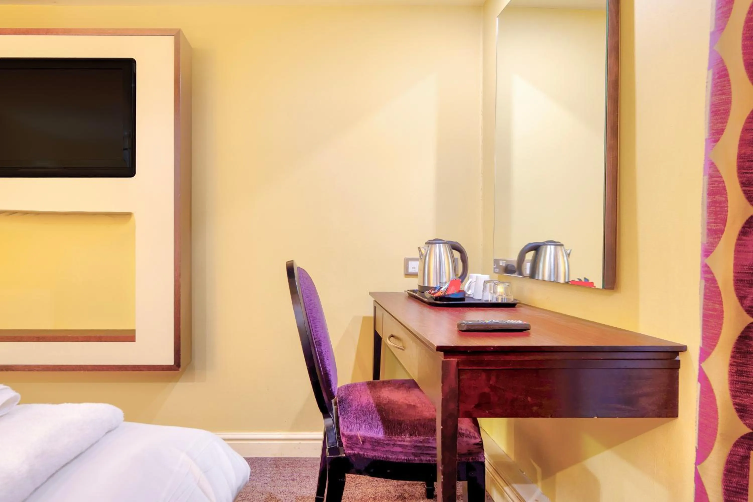 Manchester Airport Stanley Hotel by Belvilla