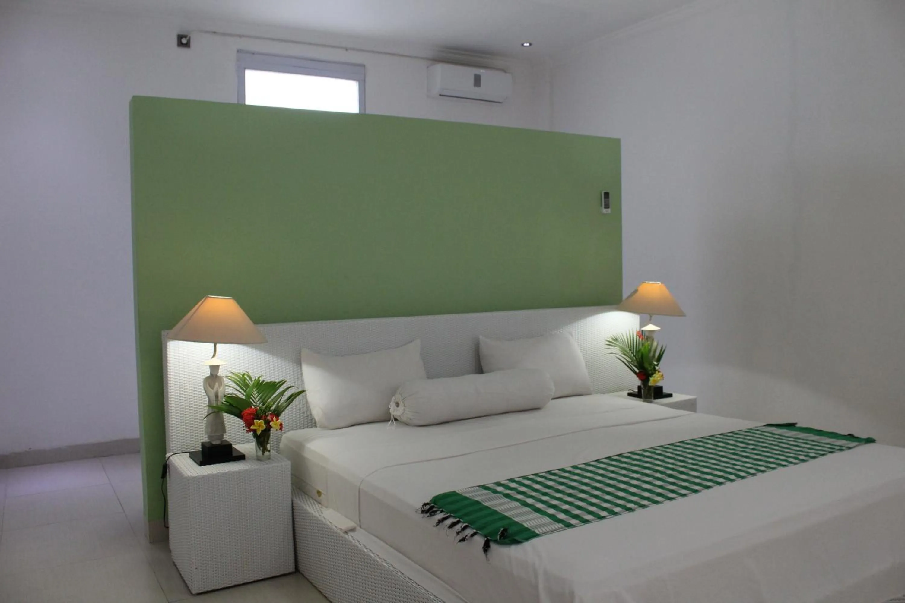 Bed in Villa Putih Lovina